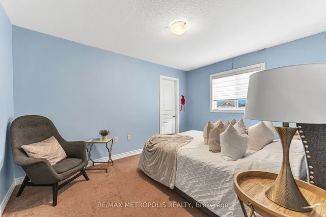 Additional property image - 86 KEYSTONE Cres