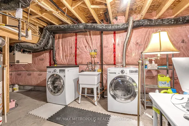 Additional property image - 86 KEYSTONE Cres