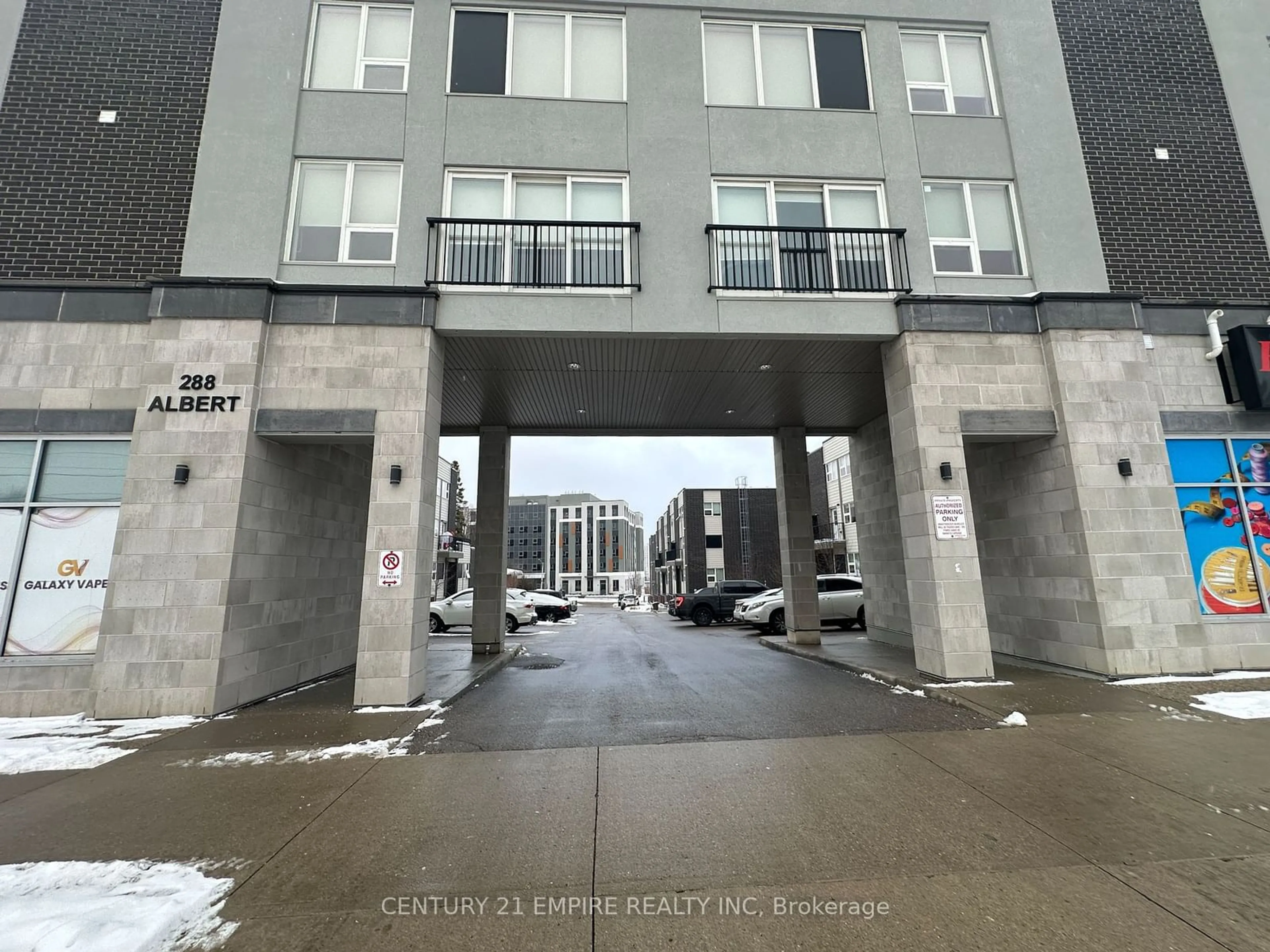 Unknown for 288 Albert St #104, Waterloo Ontario N2L 0G9