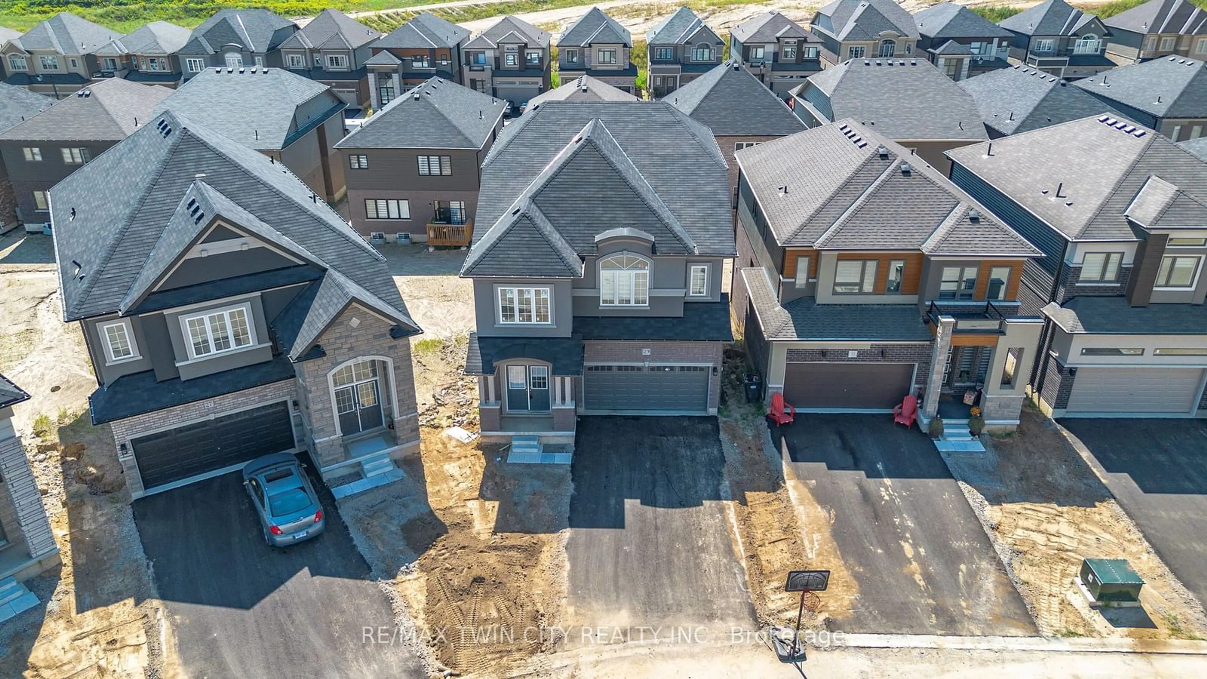 A pic from outside/outdoor area/front of a property/back of a property/a pic from drone, street for 29 Stokes Rd, Brant Ontario N3L 0L9