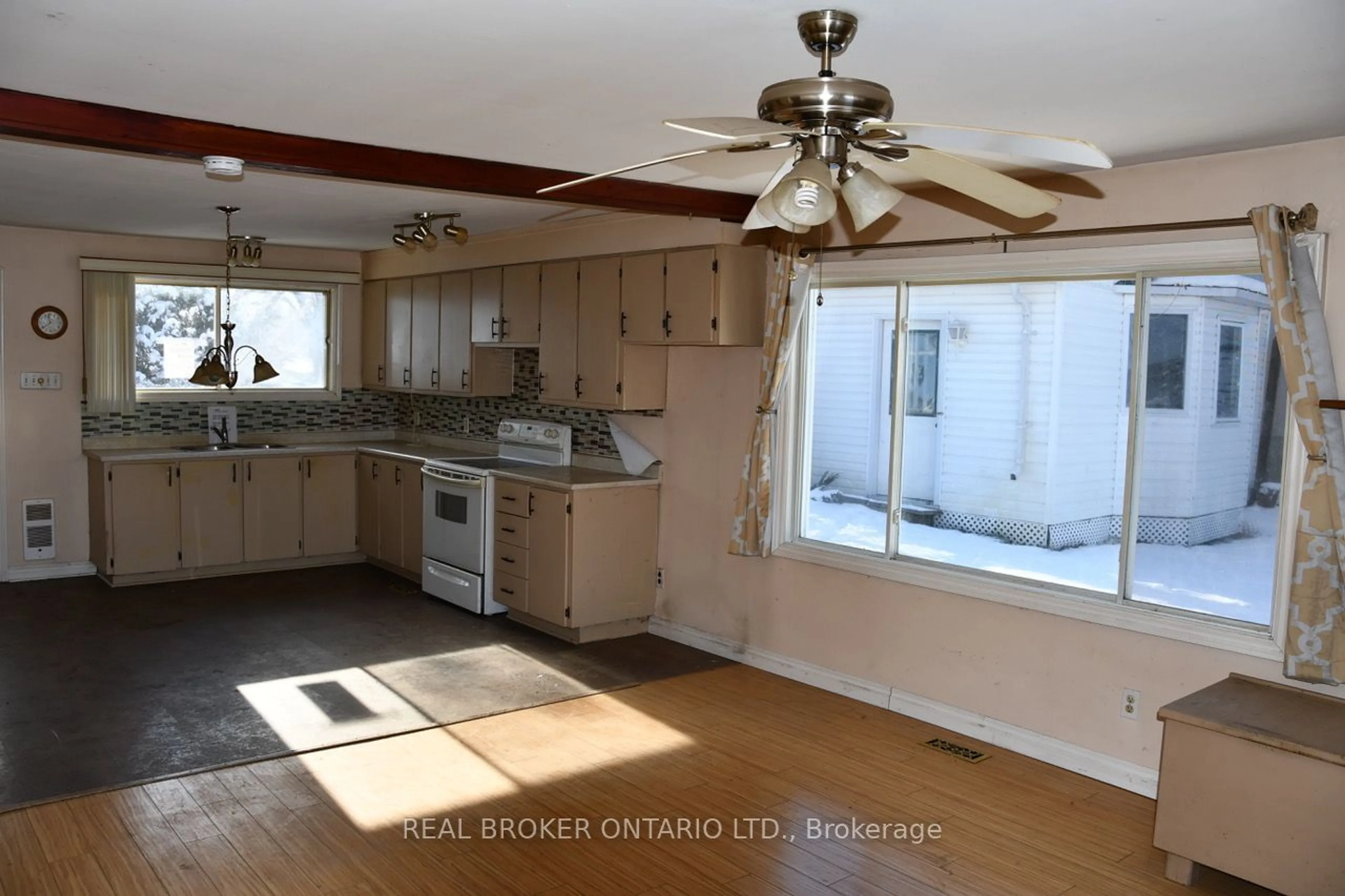 Open concept kitchen, unknown for 305 Concession Rd 1 Rd, Alfred and Plantagenet Ontario K0B 1L0