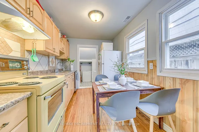 Additional property image - 68 East 35th St