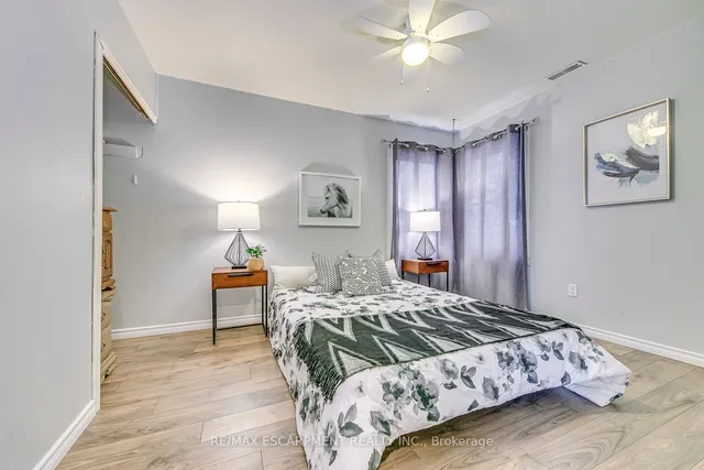 Additional property image - 68 East 35th St