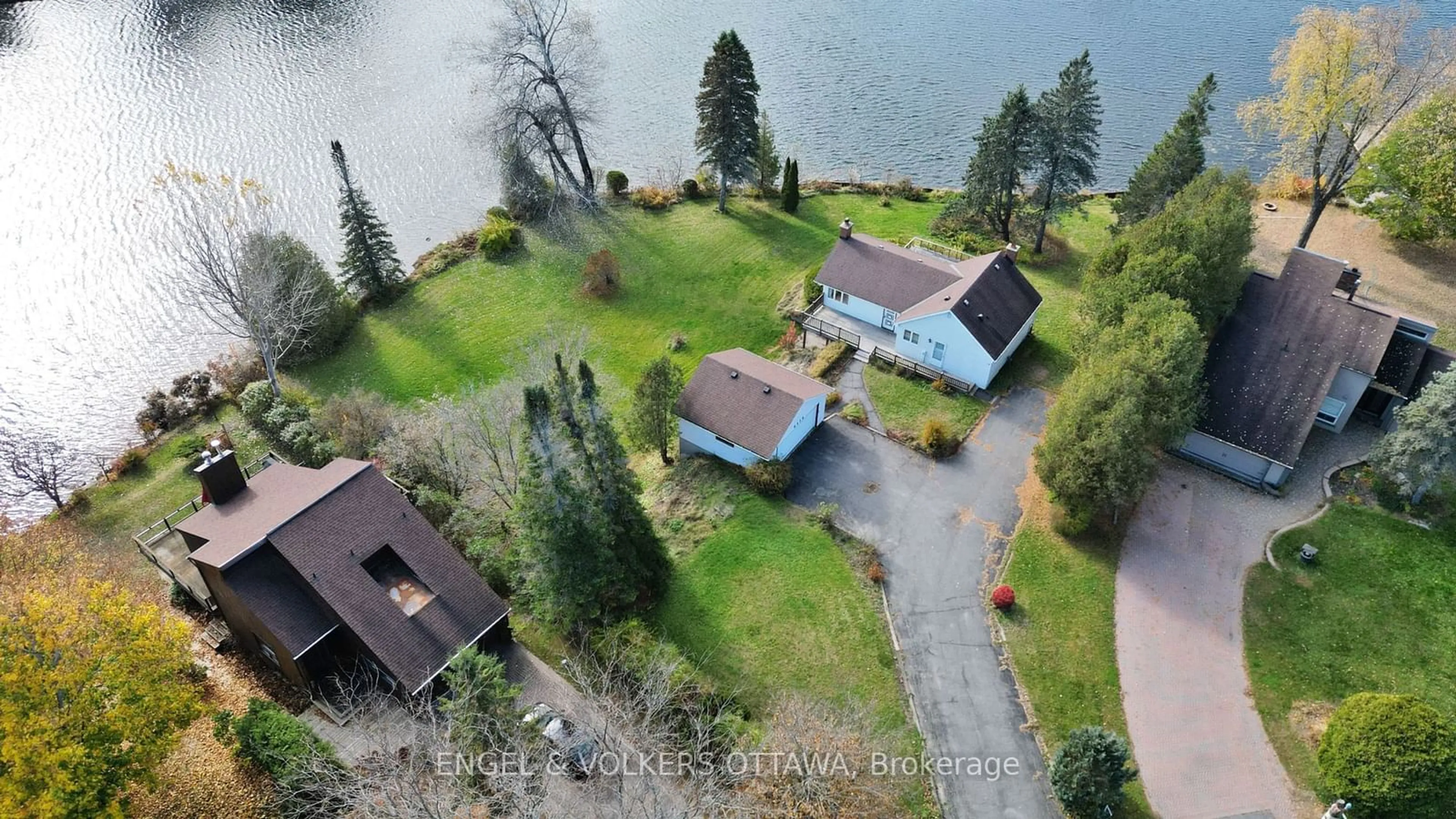 A pic from outside/outdoor area/front of a property/back of a property/a pic from drone, water/lake/river/ocean view for 5328 Kilby Lane, Manotick - Kars - Rideau Twp and Area Ontario K4M 1B4