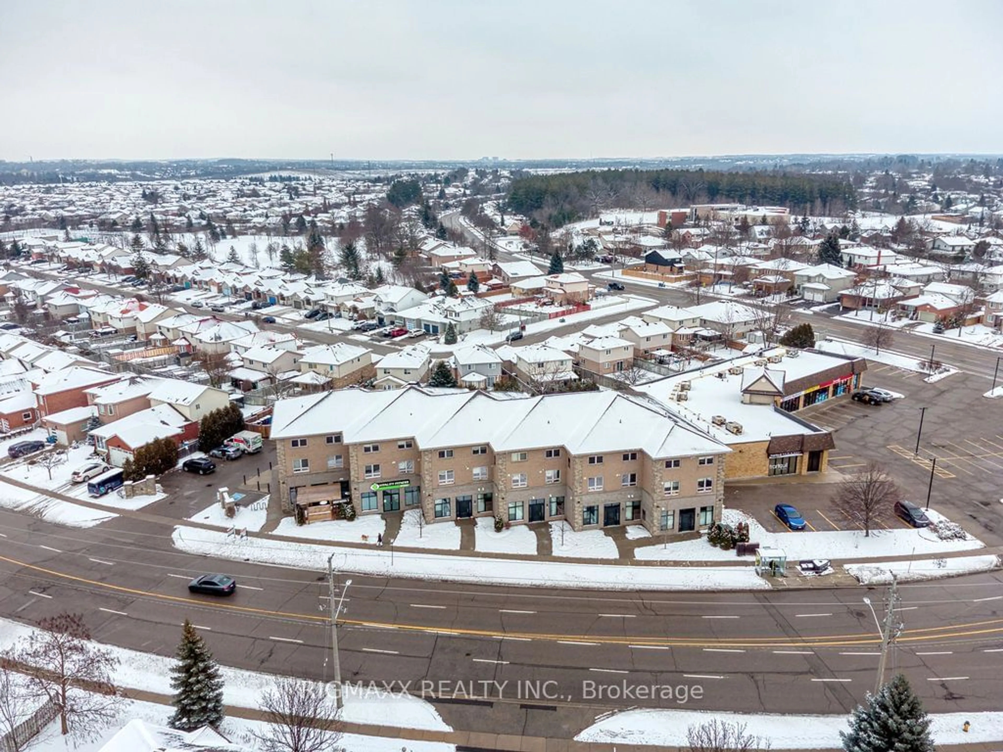 A pic from outside/outdoor area/front of a property/back of a property/a pic from drone, mountain view for 904 PAISLEY Rd #211, Guelph Ontario N1K 0C6