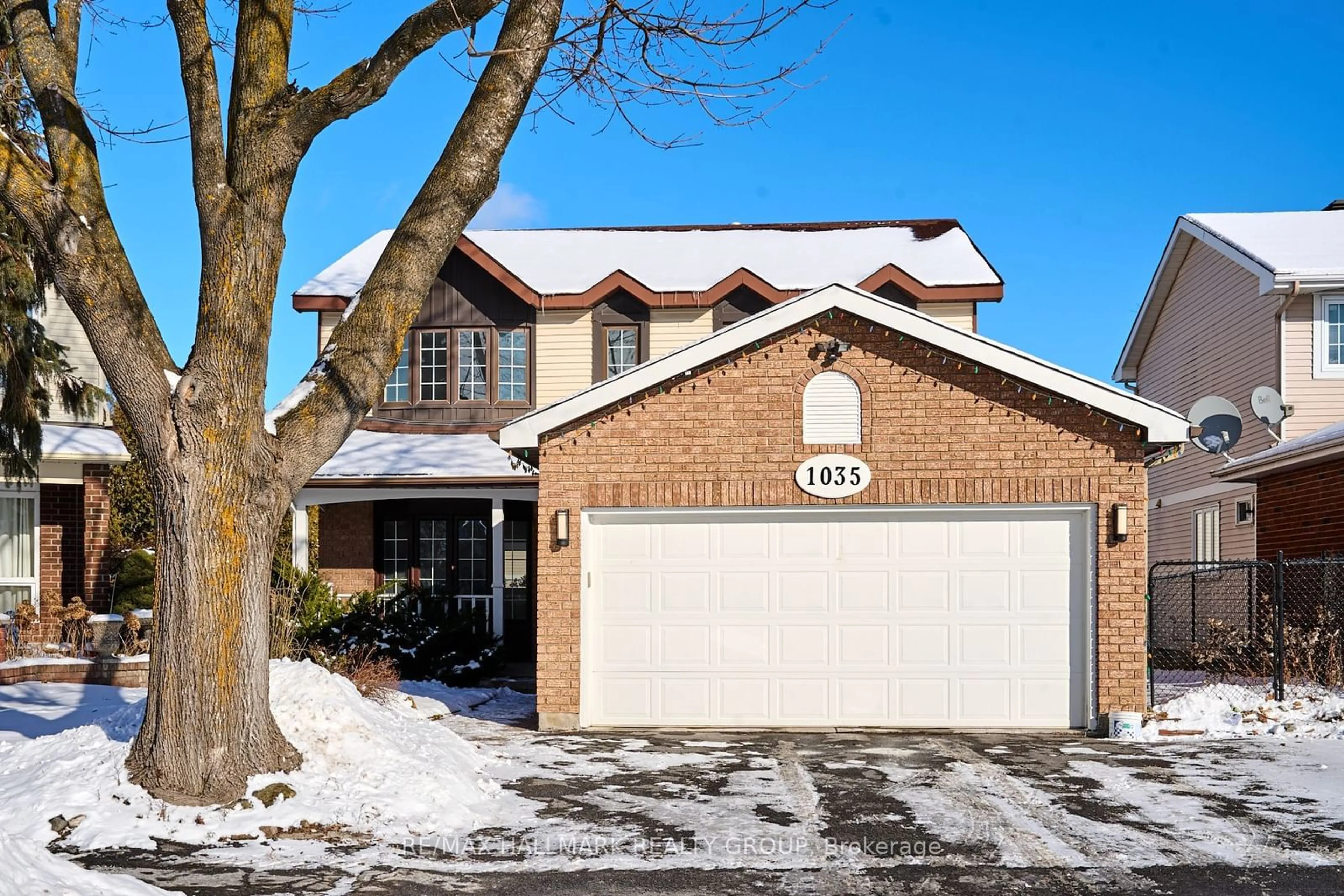 Home with brick exterior material, street for 1035 Karsh Dr, Hunt Club - South Keys and Area Ontario K1G 4N2