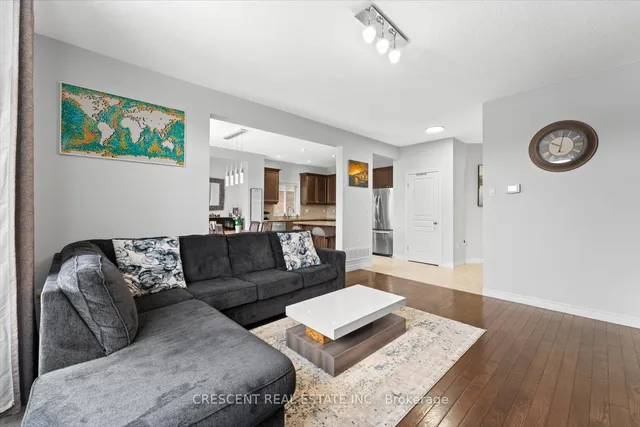 Additional property image - 28 Irwin Ave