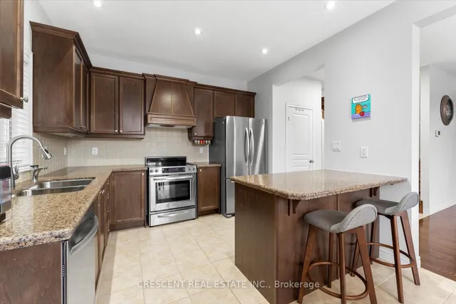 Additional property image - 28 Irwin Ave