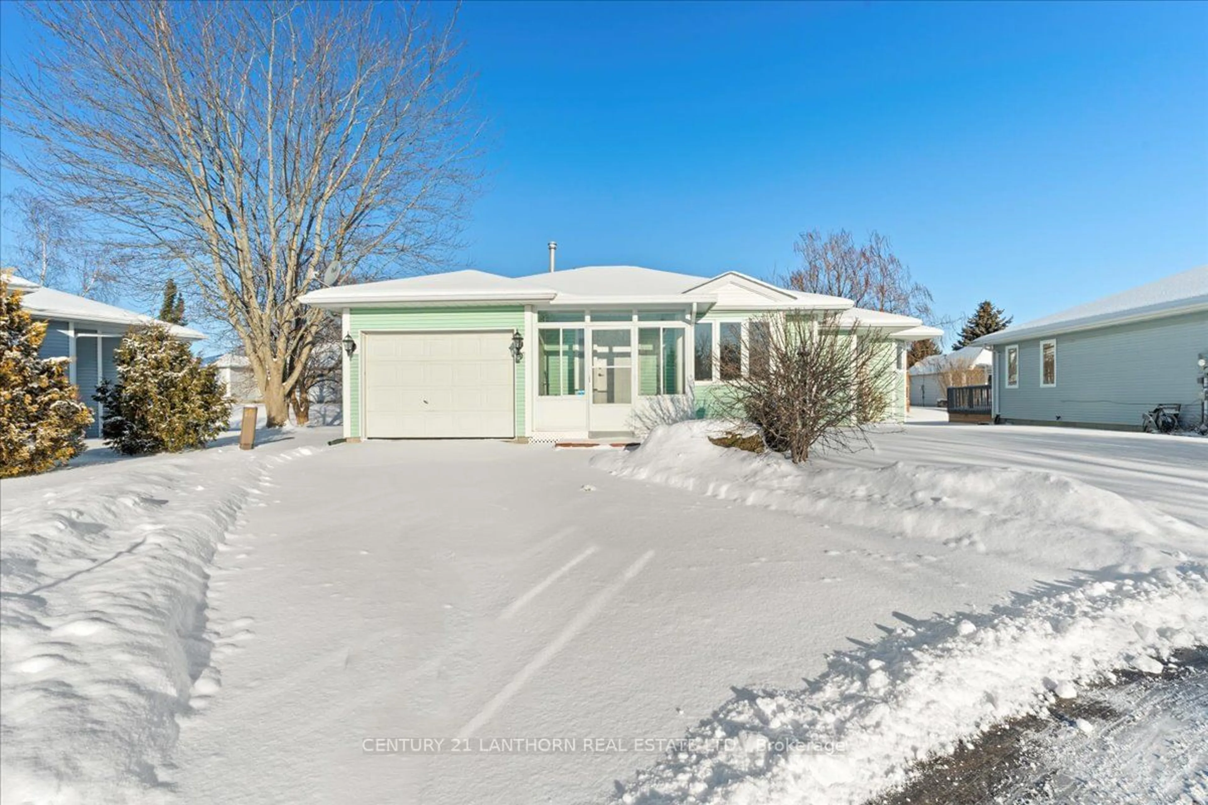 A pic from outside/outdoor area/front of a property/back of a property/a pic from drone, street for 9 Reynolds Pl, Prince Edward County Ontario K0K 3L0