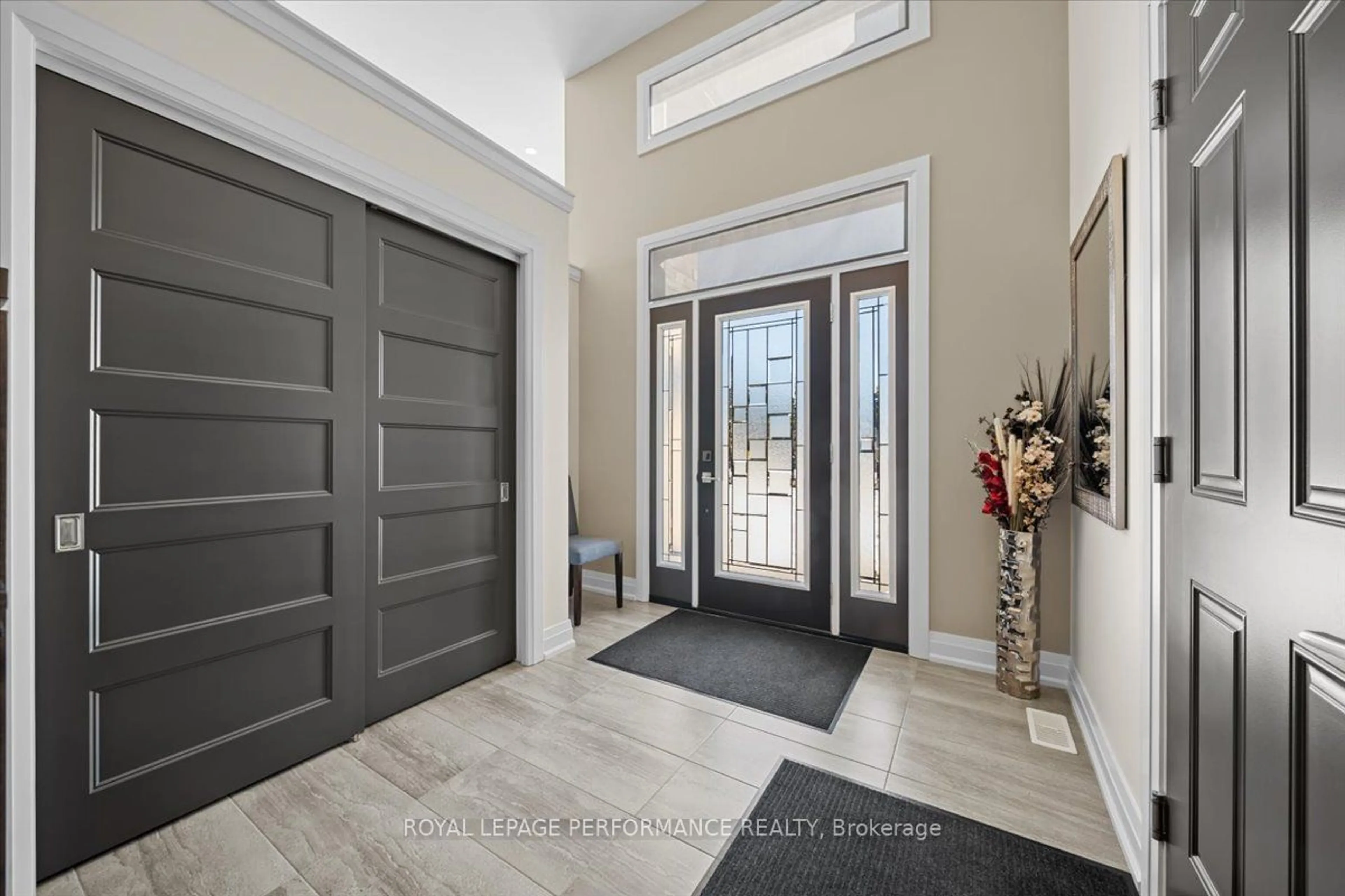 Indoor entryway for 26 Pleasant St, North Stormont Ontario K0C 1G0