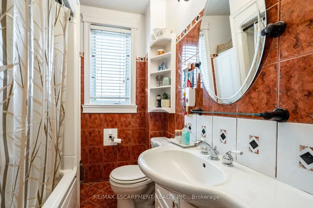 Additional property image - 164 Edgemont St