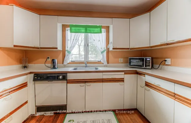Additional property image - 255 Bedford Rd