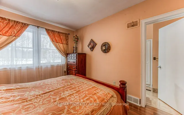 Additional property image - 255 Bedford Rd
