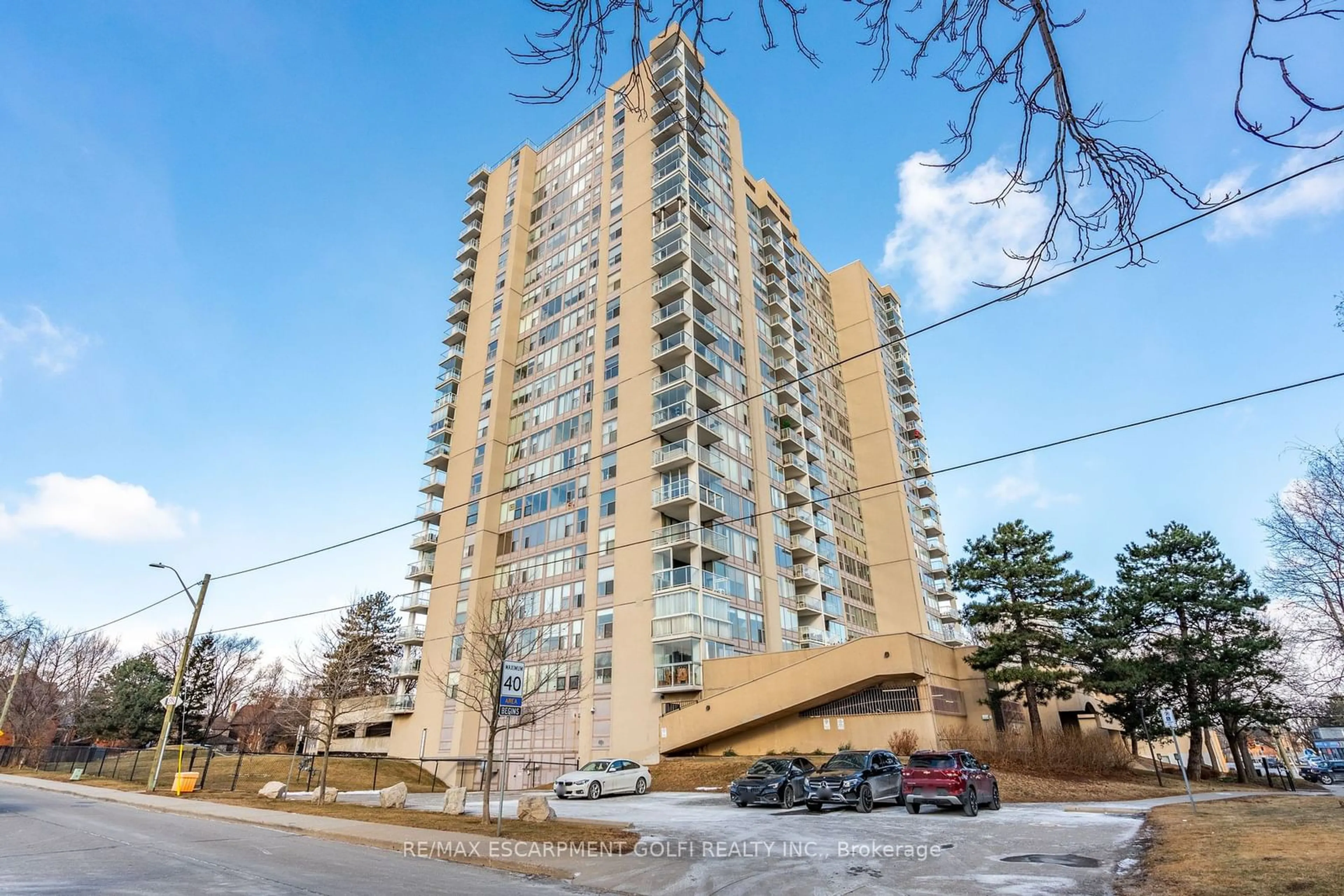 Unknown for 75 Queen St #1804, Hamilton Ontario L8R 3J3