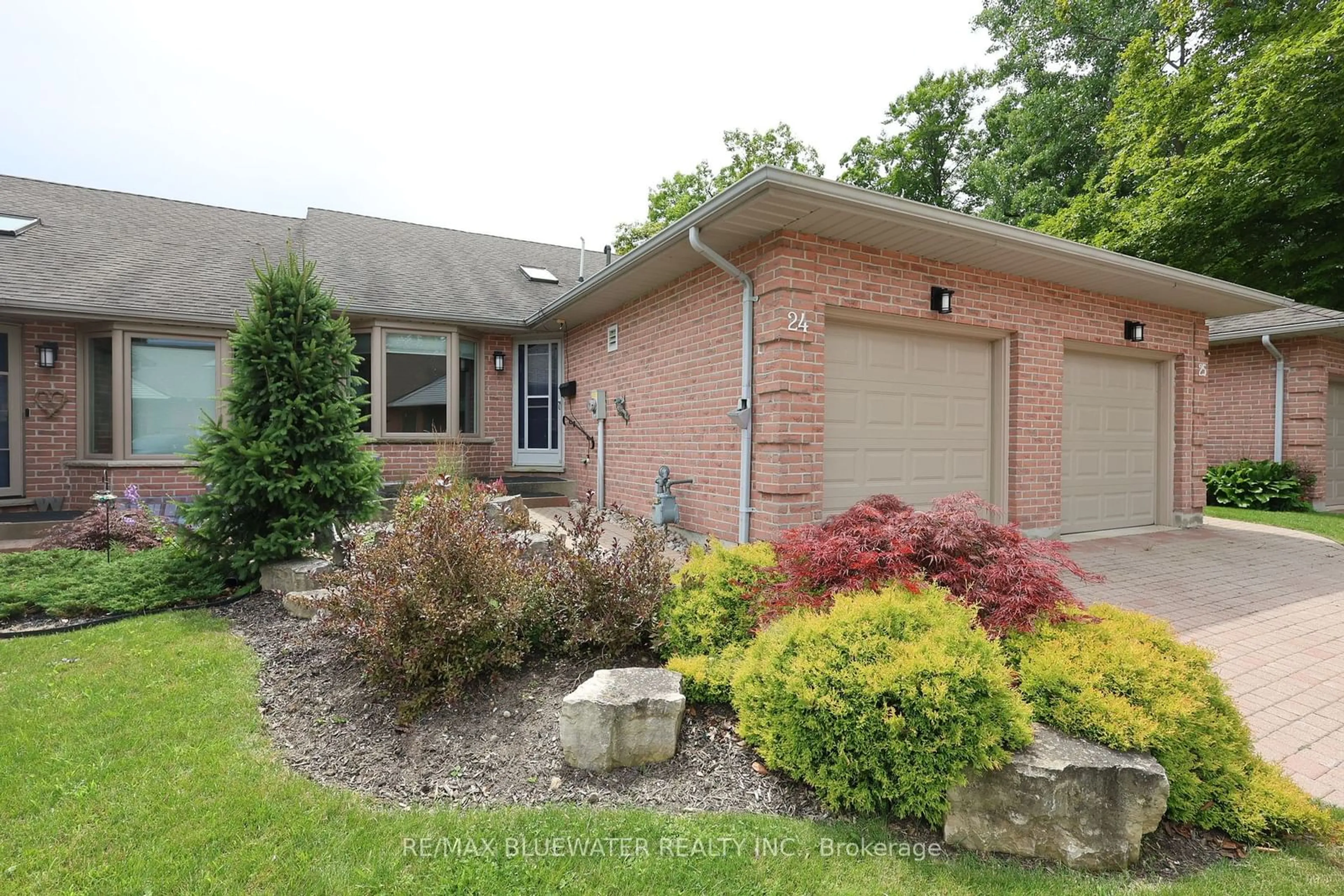 Home with brick exterior material, street for 90 ONTARIO St #24, Lambton Shores Ontario N0M 1T0