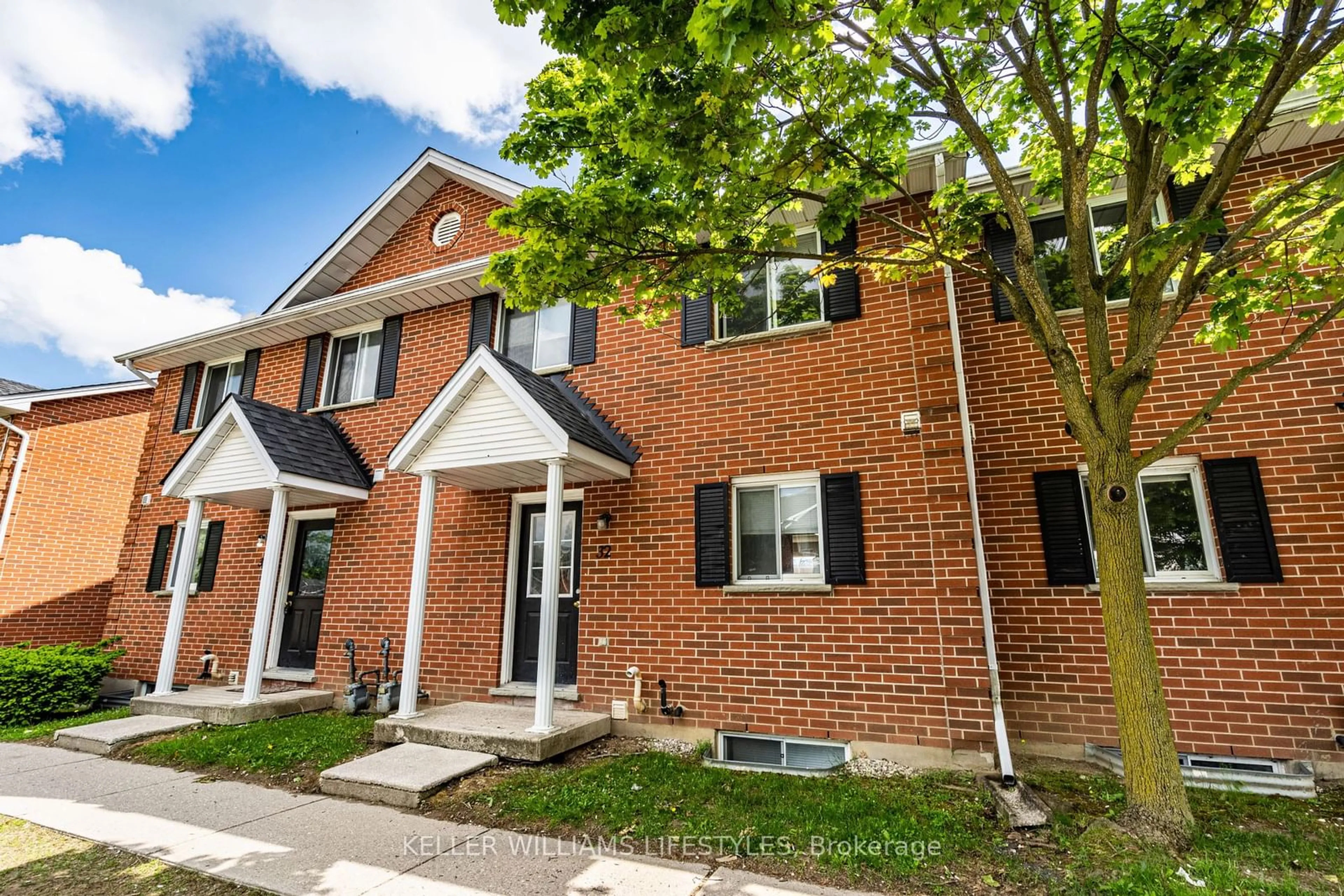 Home with brick exterior material, street for 190 Fleming Dr #32, London Ontario N5V 5B8