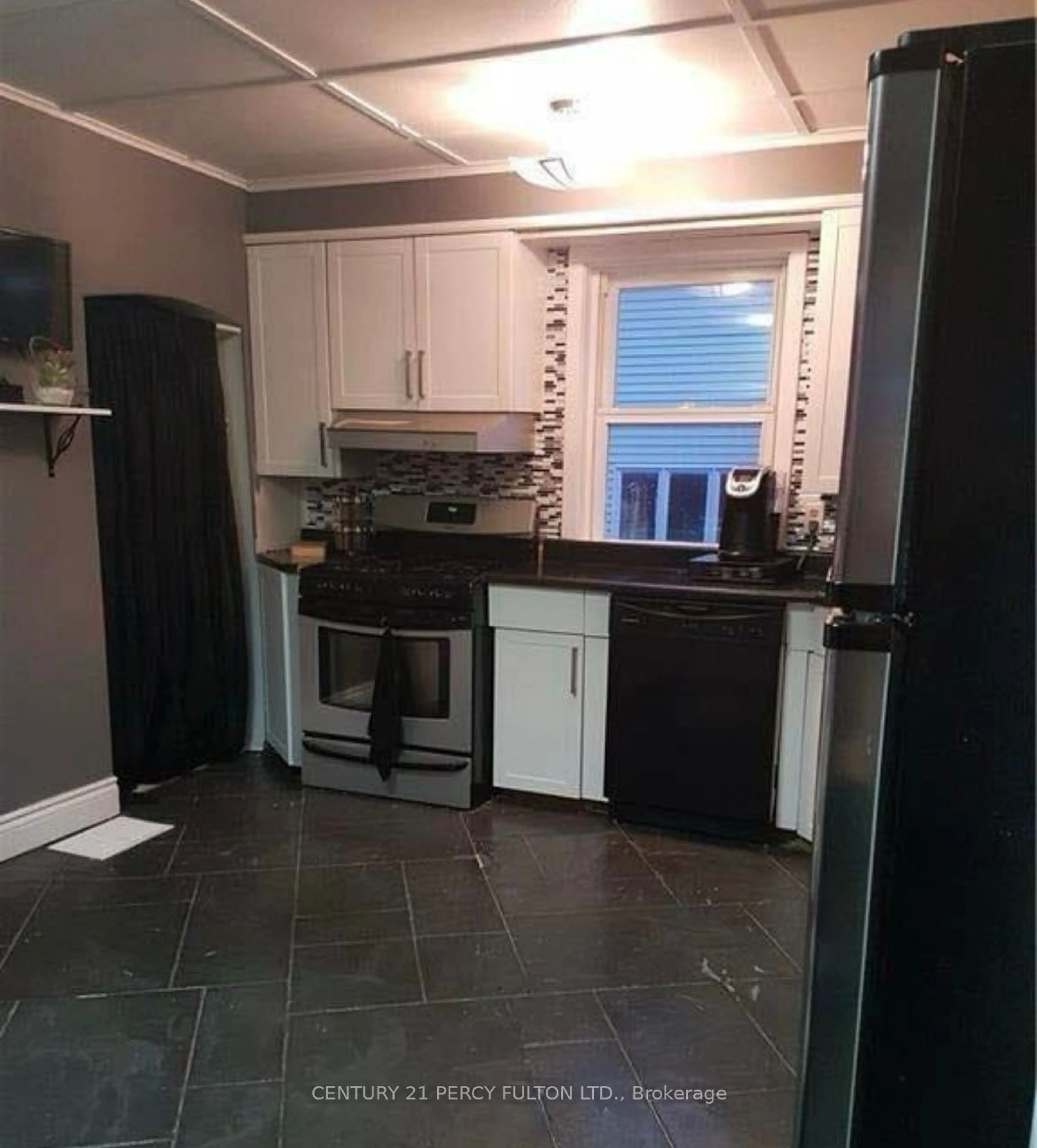 Standard kitchen, ceramic/tile floor for 25 Burwash St, Arnprior Ontario K7S 1V1