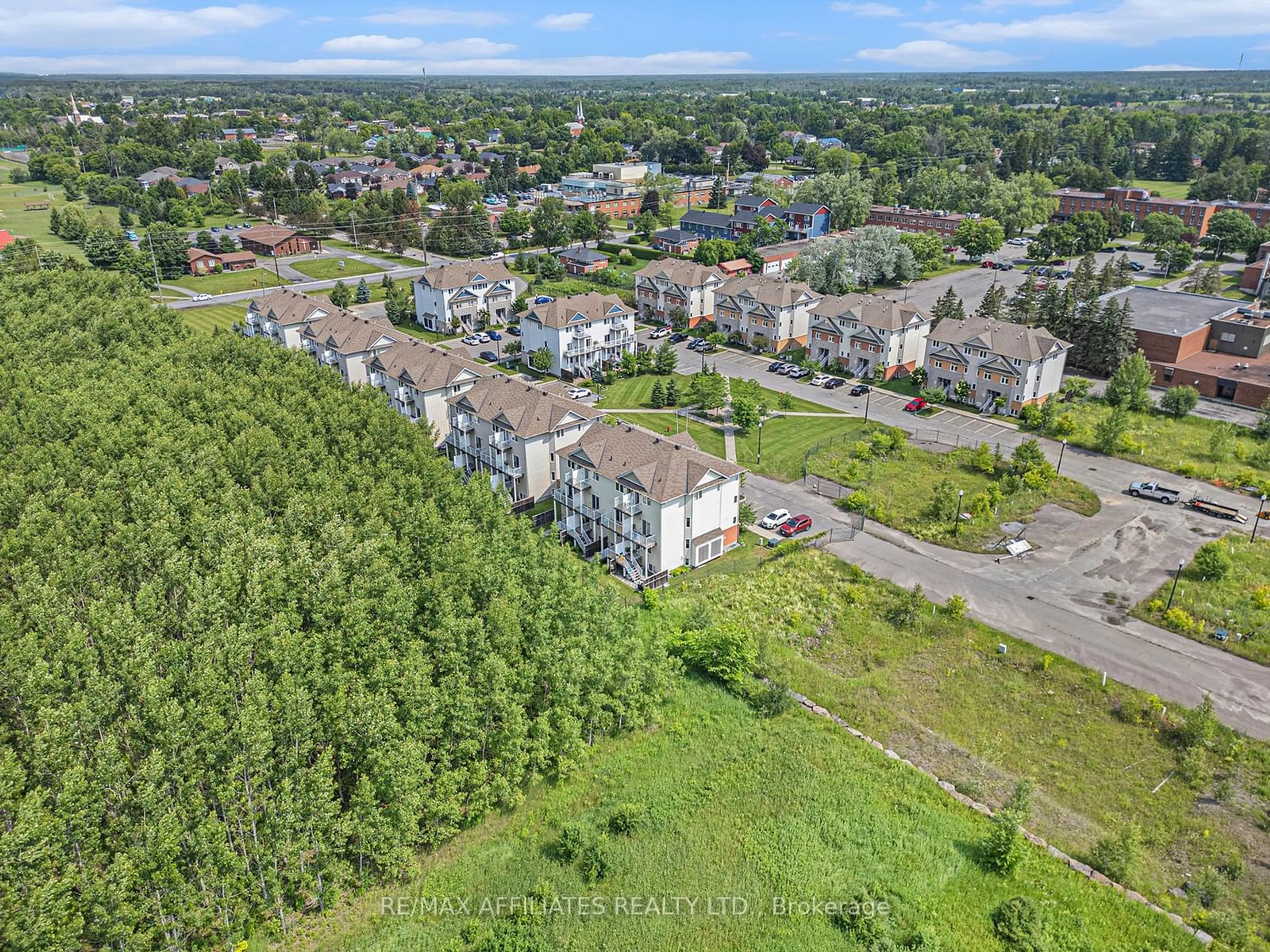 A pic from outside/outdoor area/front of a property/back of a property/a pic from drone, street for 279 Fir Lane, North Grenville Ontario K0G 1J0