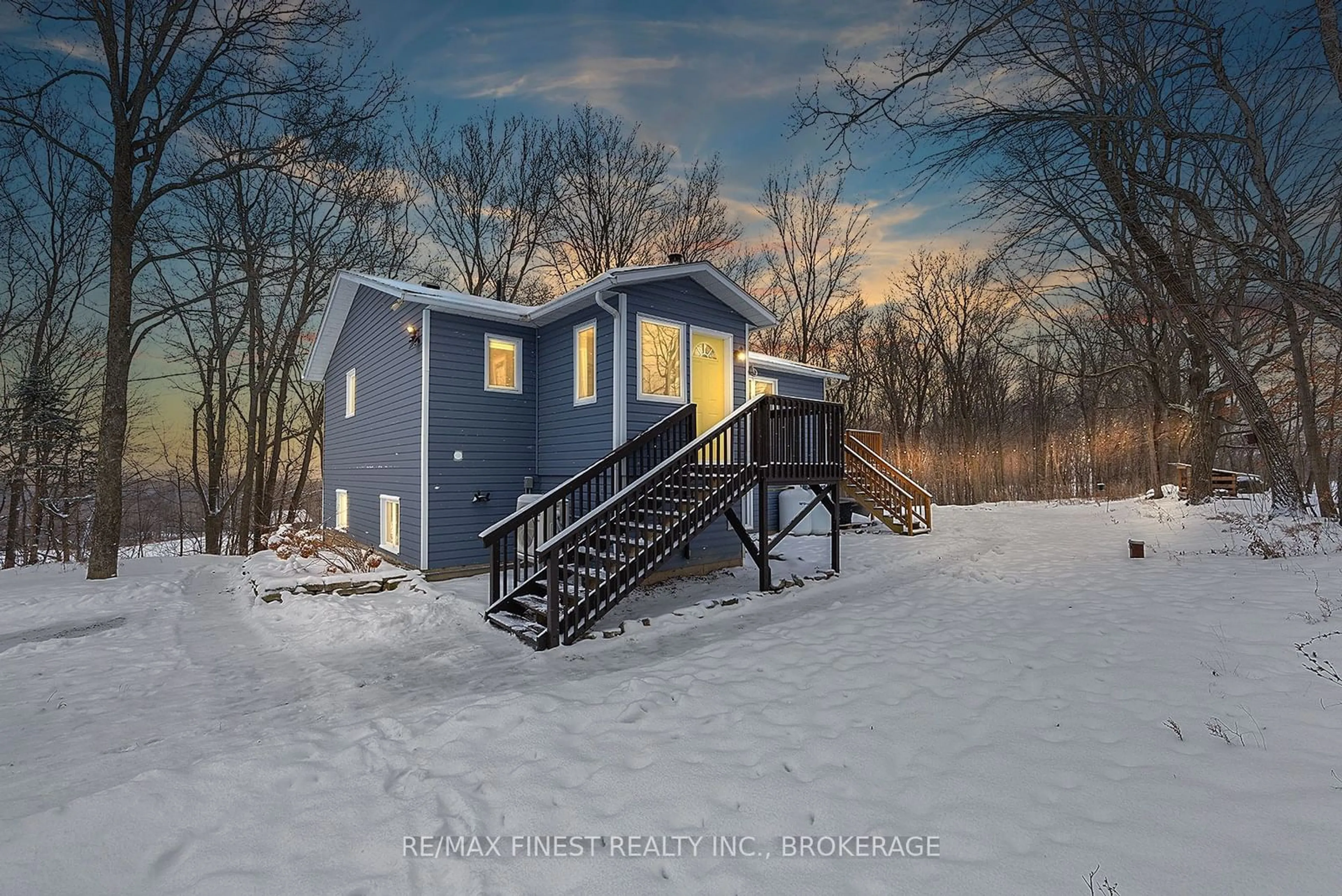 Shed for 2997 Bear Creek Rd, South Frontenac Ontario K0H 1X0