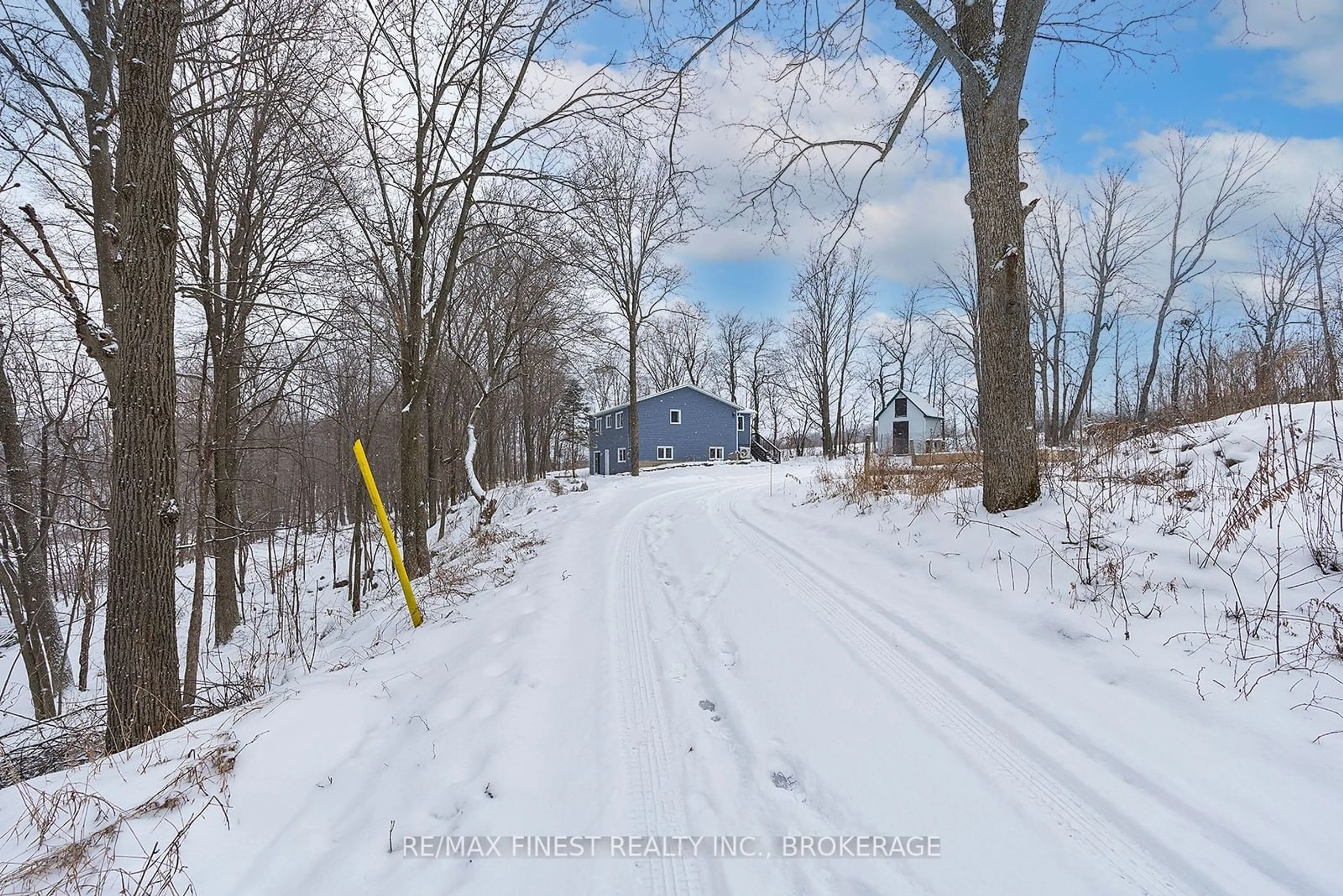 Shed for 2997 Bear Creek Rd, South Frontenac Ontario K0H 1X0