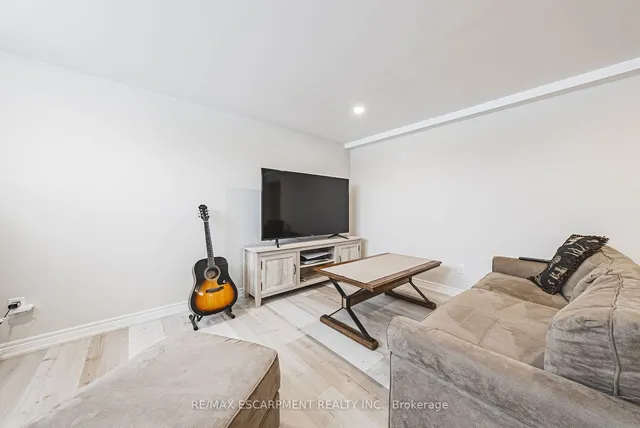 Additional property image - 485 56 Highway