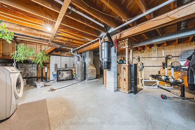 Additional property image - 485 56 Highway