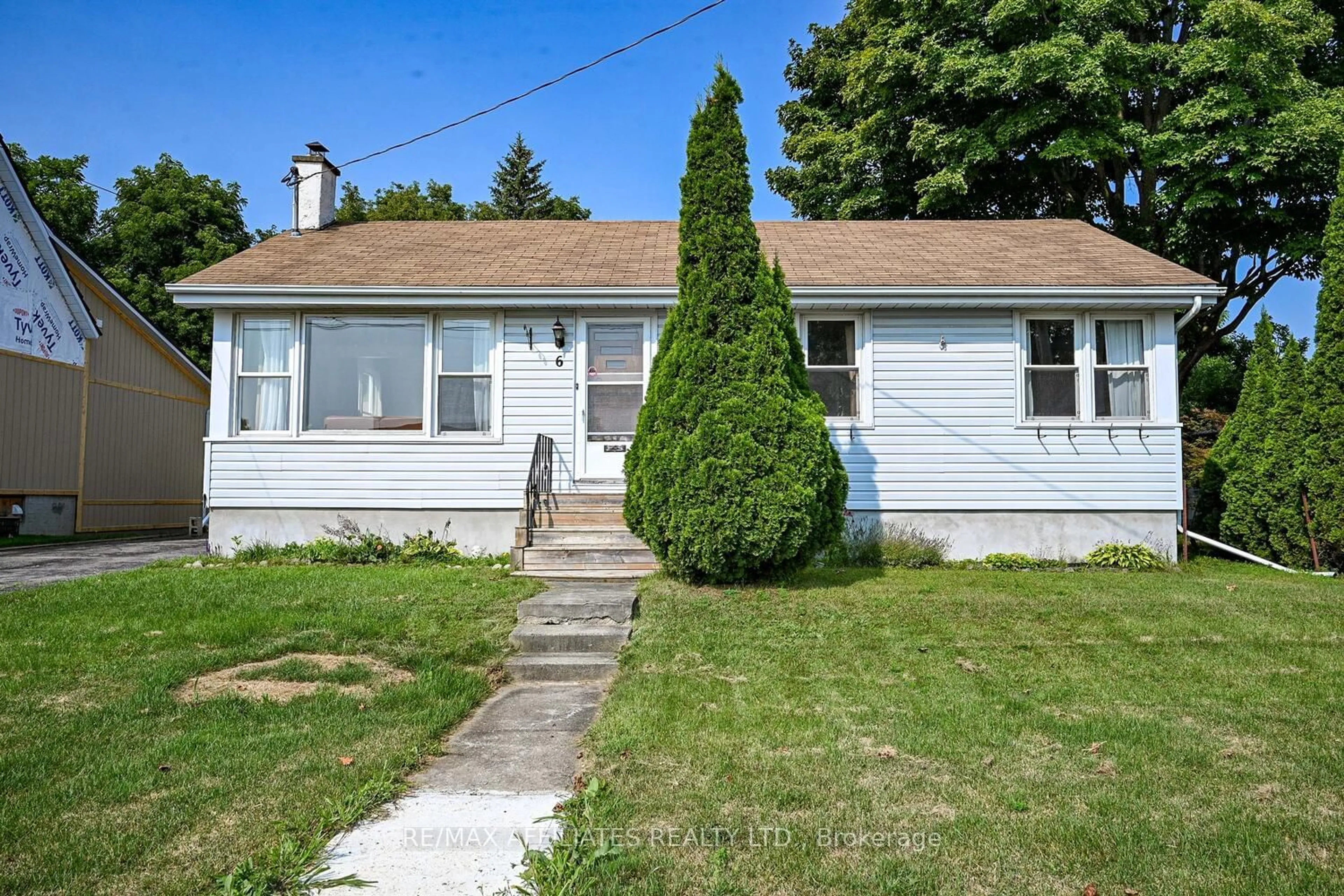 Unknown for 6 CATHERINE St, Smiths Falls Ontario K7A 3Z8