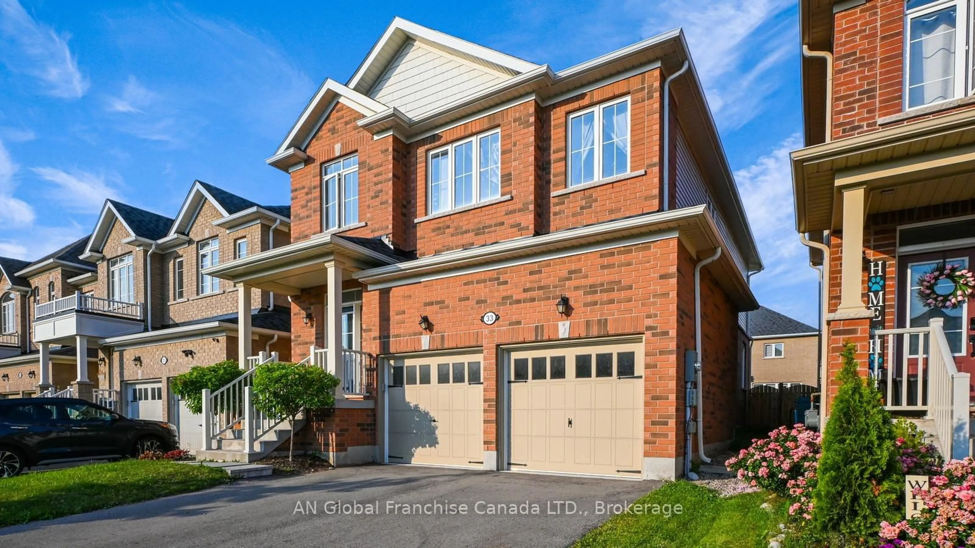 Home with brick exterior material, street for 33 Robbins Rdge, Brant Ontario N3L 0H2