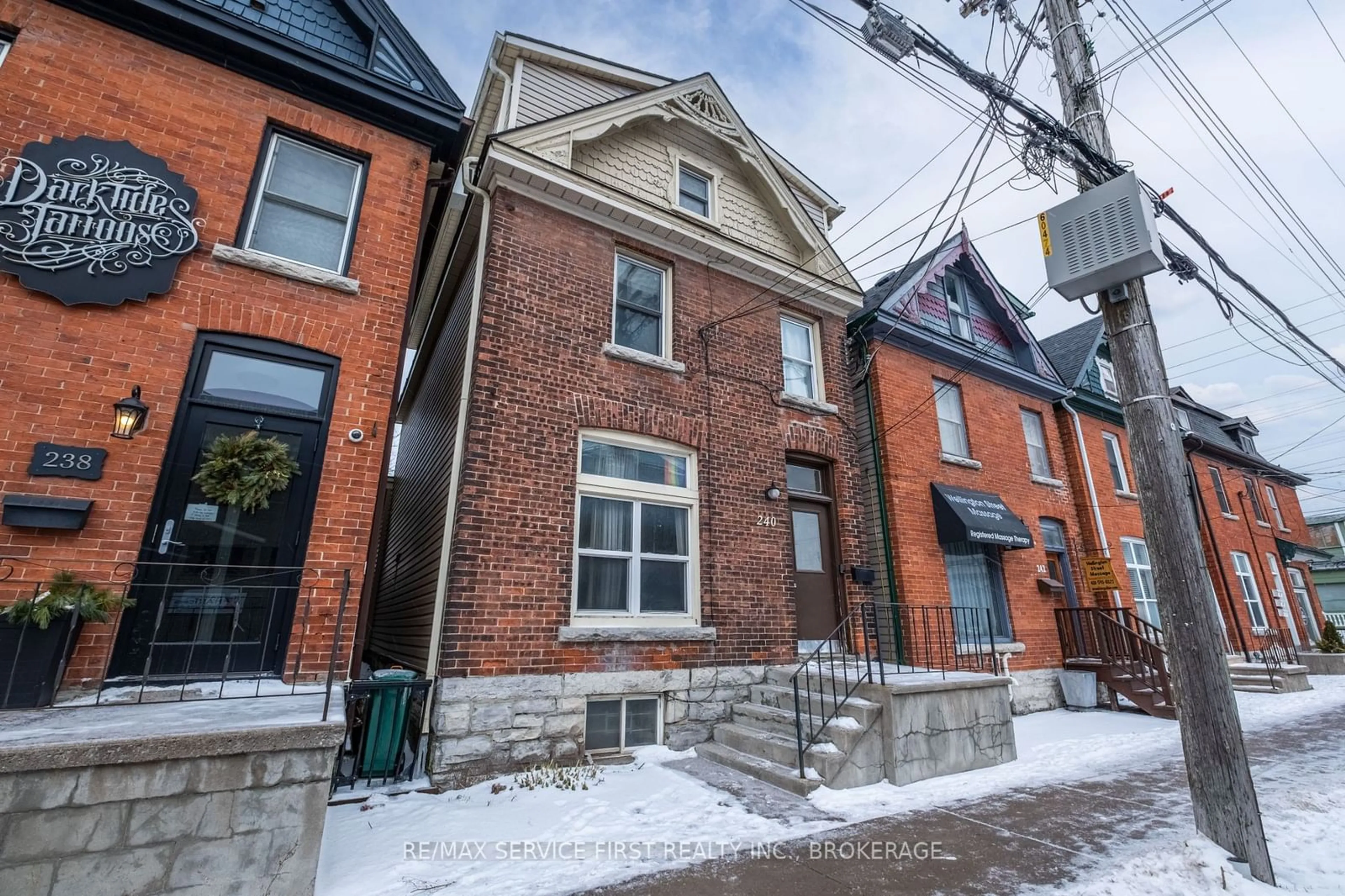 Home with brick exterior material, street for 240 Wellington St, Kingston Ontario K7K 2Y8