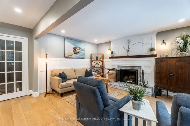 Additional property image - 371 Knightsbridge Cres