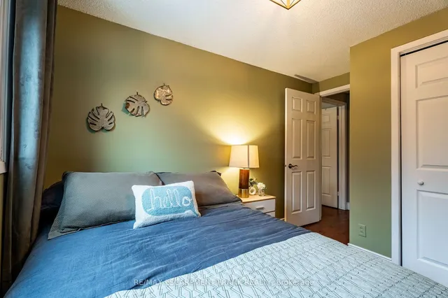 Additional property image - 371 Knightsbridge Cres