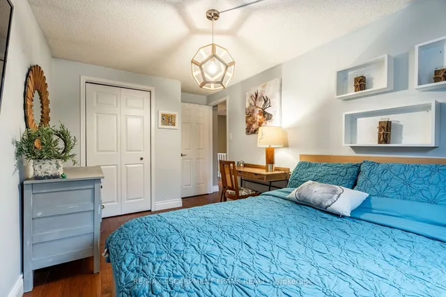 Additional property image - 371 Knightsbridge Cres
