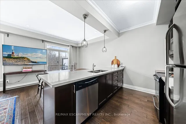 Additional property image - 75 Southshore Cres
