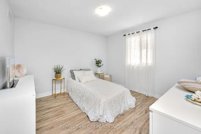 Additional property image - 115 Upper Mercer St
