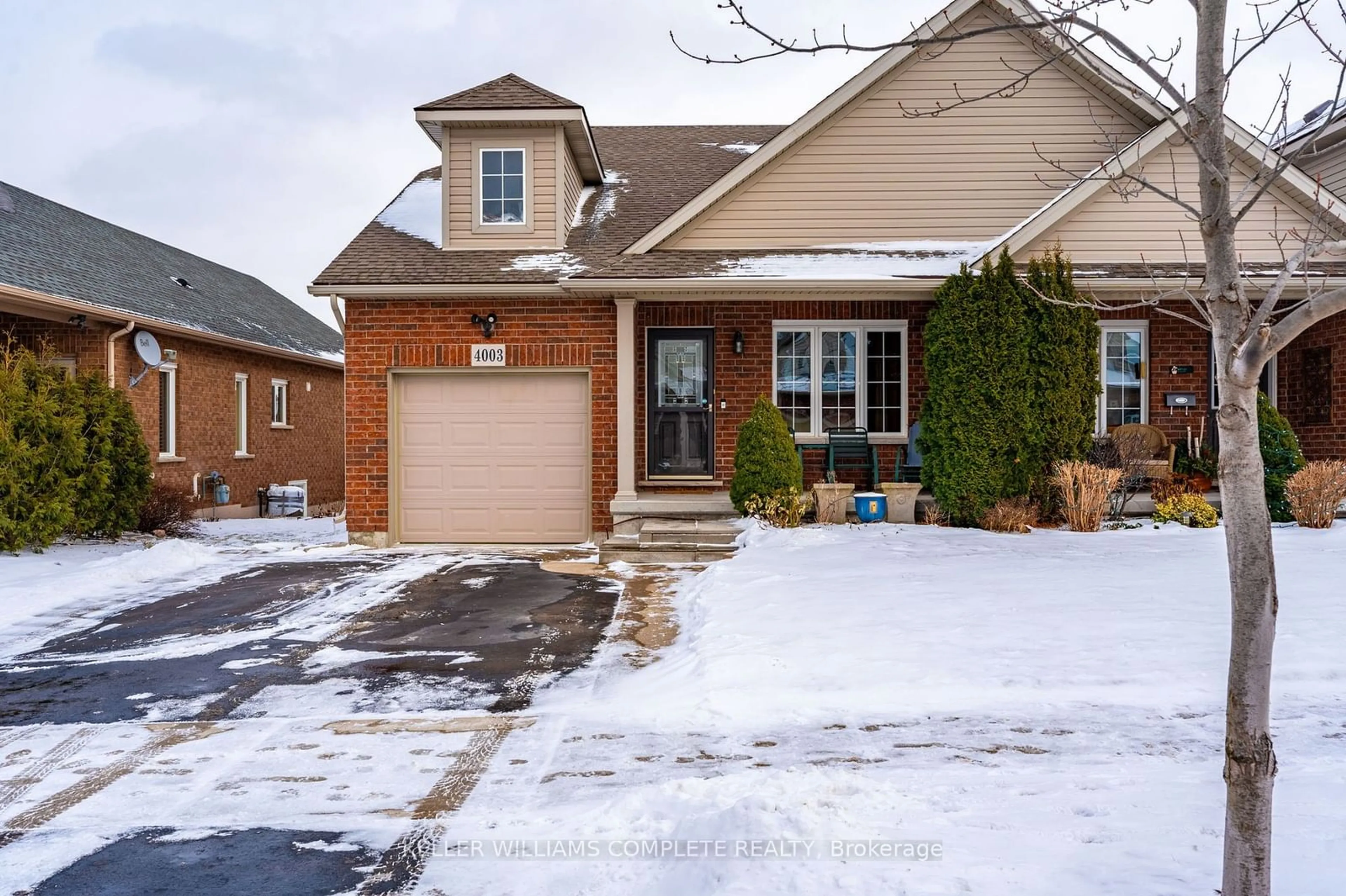 Home with brick exterior material, street for 4003 Ashby Dr, Lincoln Ontario L0R 1B9