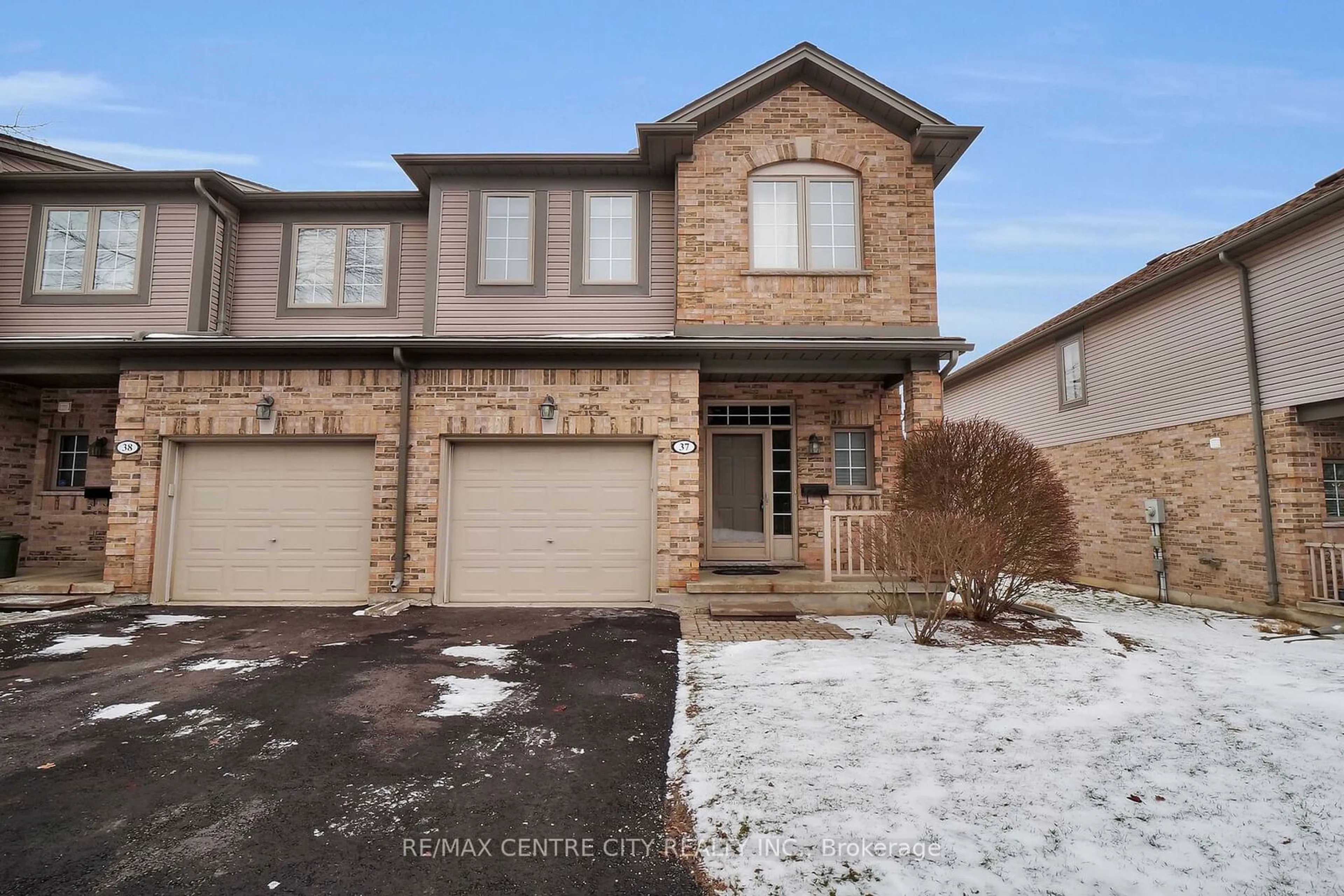 Home with brick exterior material, street for 185 North Centre Rd #37, London Ontario N5X 4C9