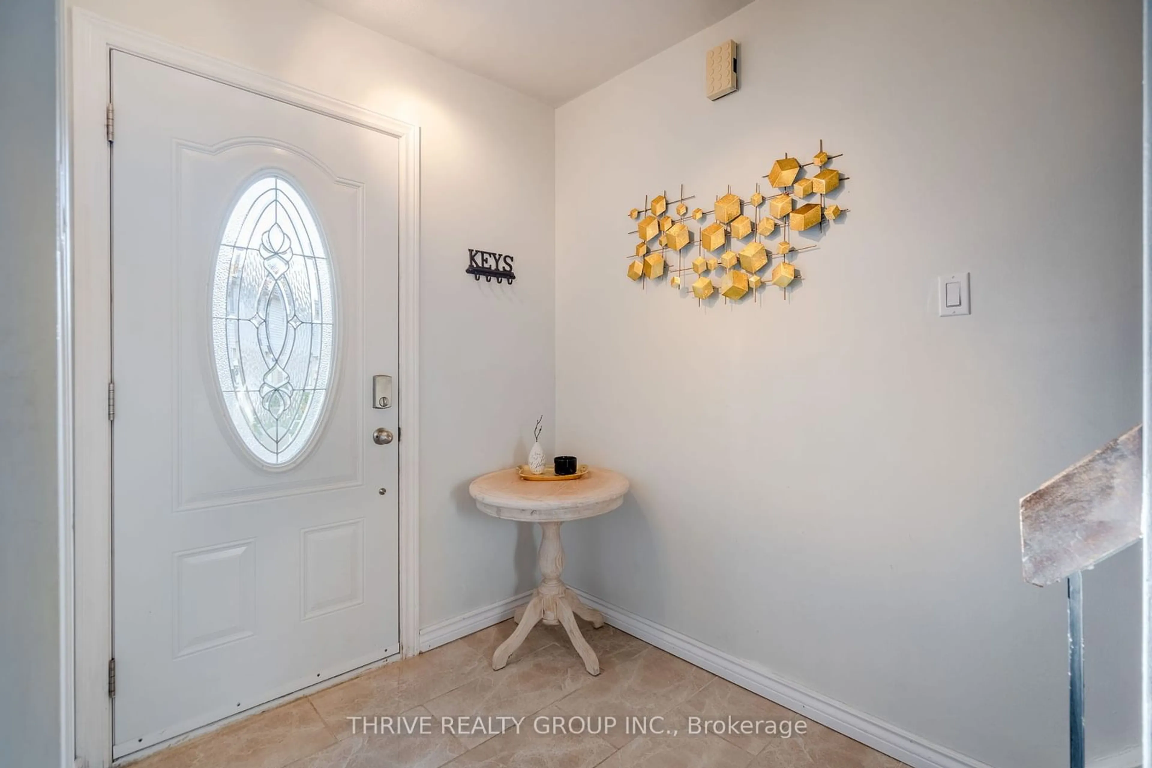 Indoor entryway for 101 Highview Ave #40, London Ontario N6C 5G4