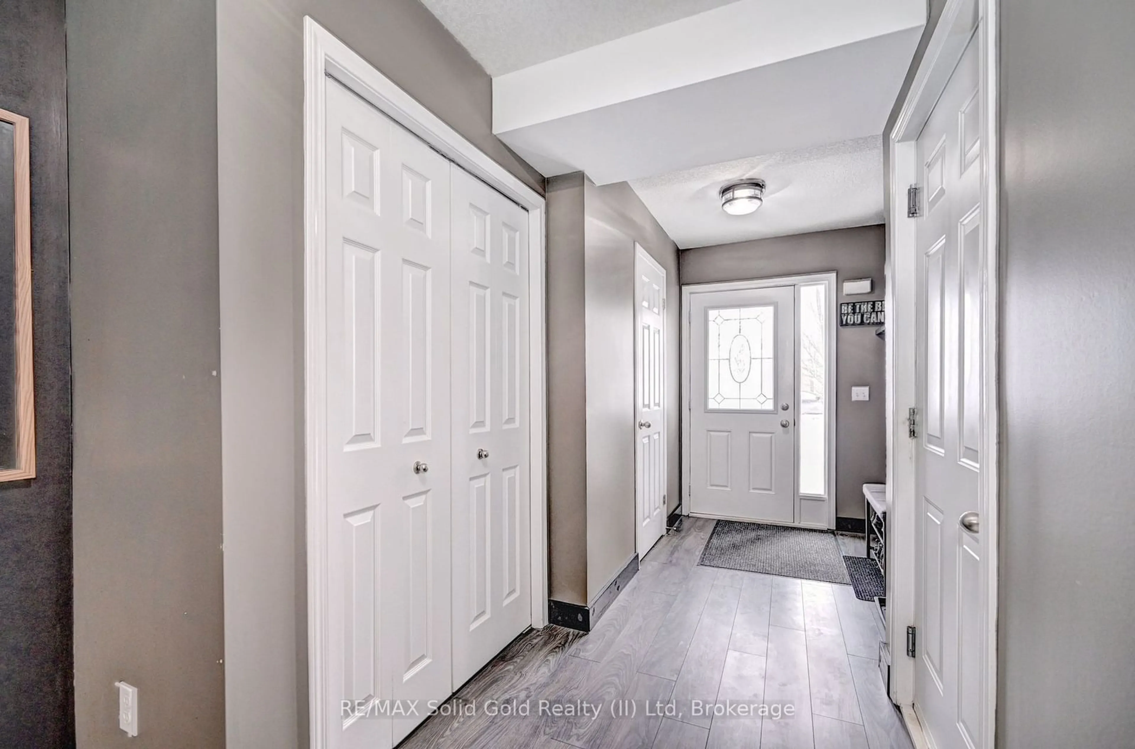 Indoor entryway for 2145 North Routledge Park #37, London Ontario N6G 0J8