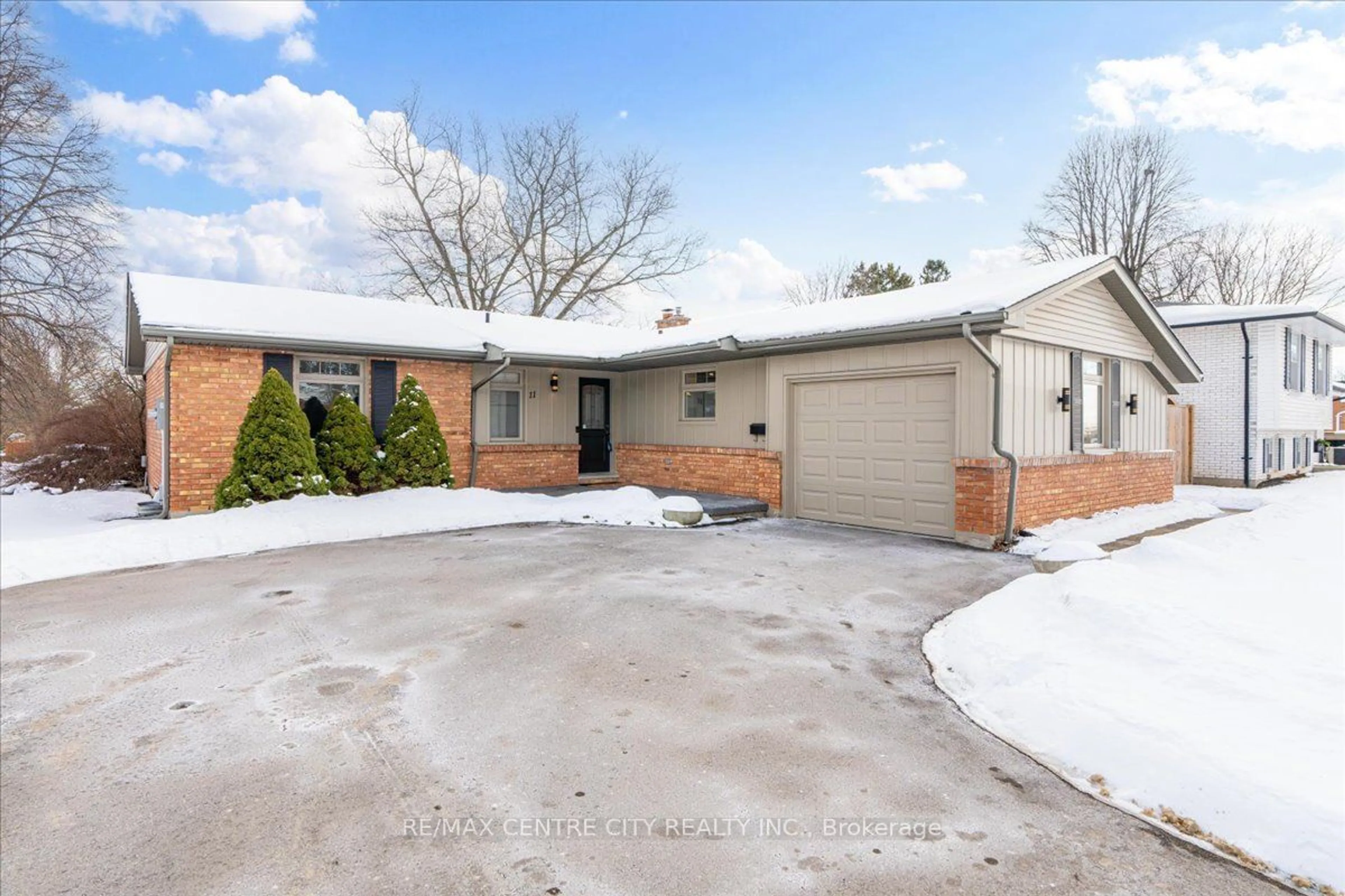 Home with brick exterior material, street for 11 Southland Dr, London Ontario N6P 1C2