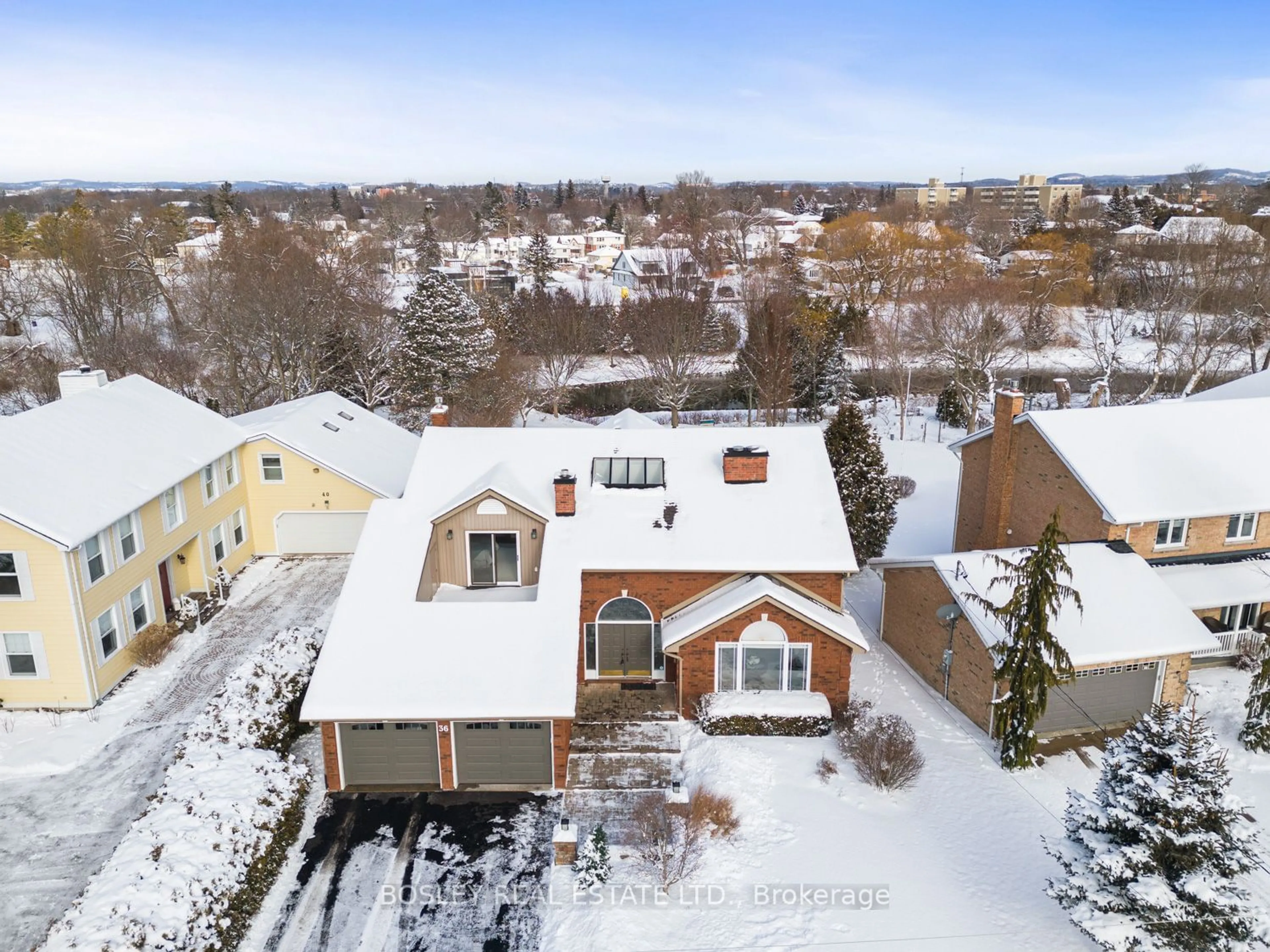 A pic from outside/outdoor area/front of a property/back of a property/a pic from drone, street for 36 Tremaine Terr, Cobourg Ontario K9A 5A8