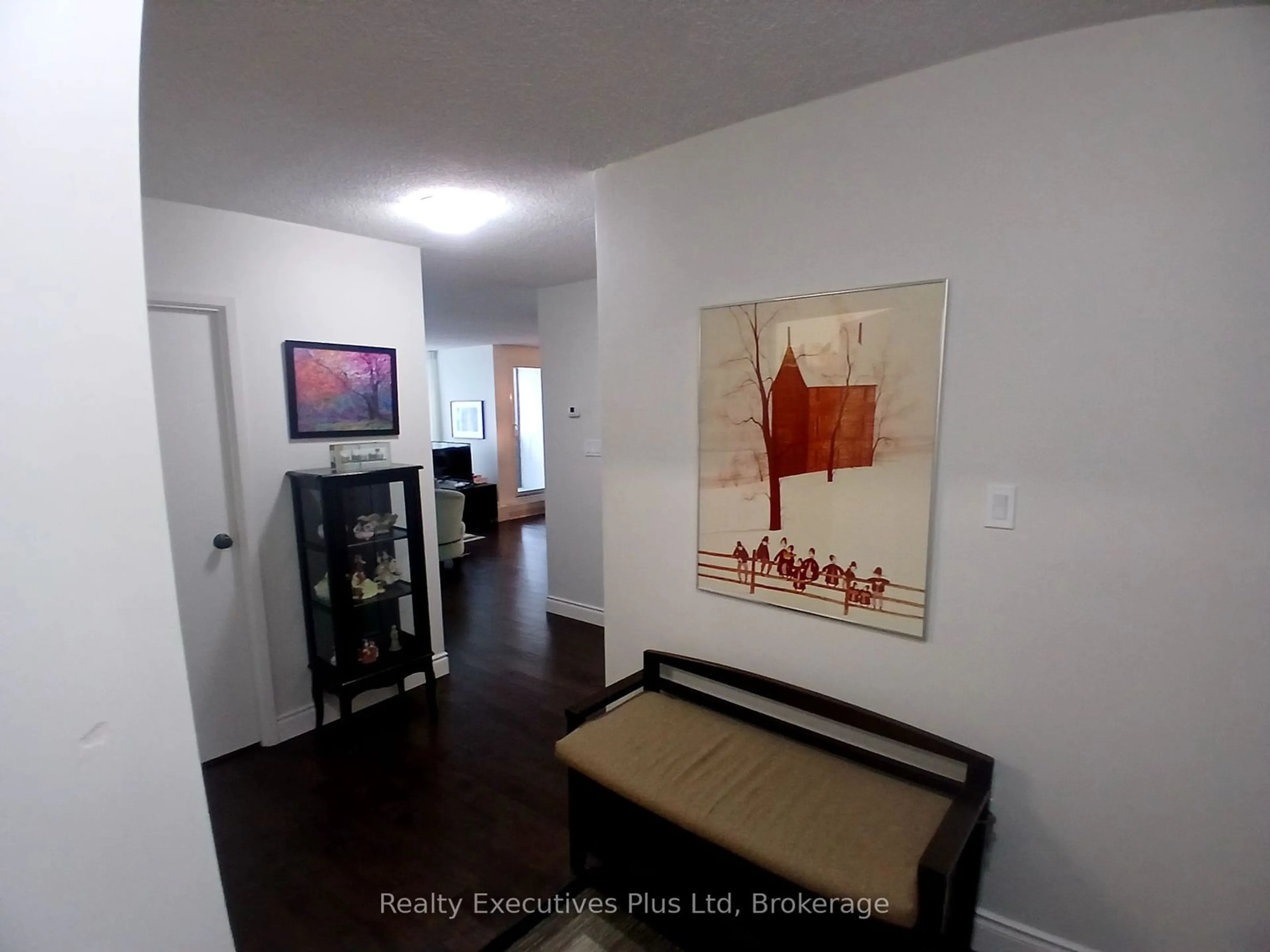 Indoor entryway for 19 Woodlawn Rd #704, Guelph Ontario N1H 7B1