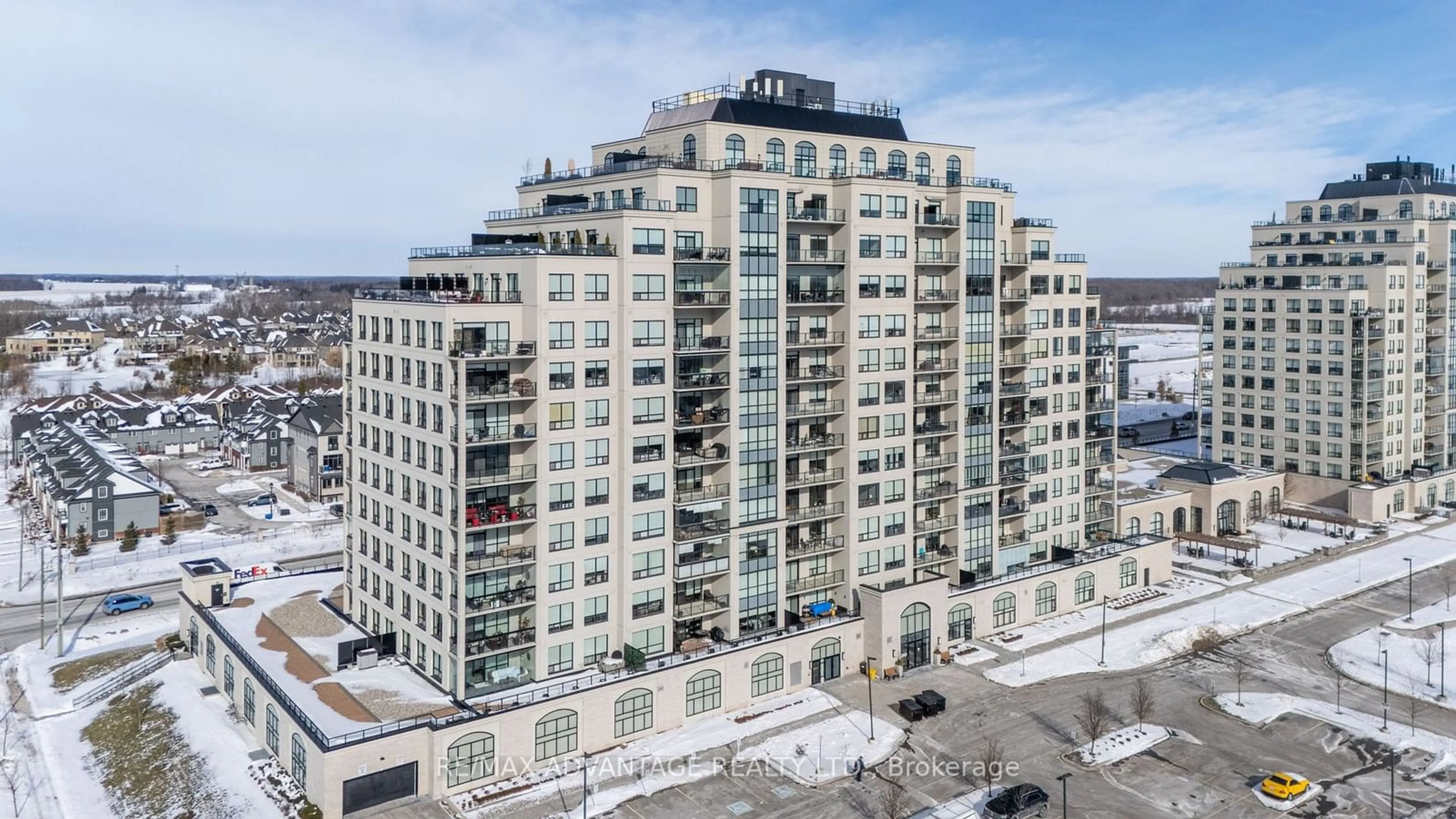 A pic from outside/outdoor area/front of a property/back of a property/a pic from drone, city buildings view from balcony for 260 Villagewalk Blvd #706, London Ontario N6G 0W6