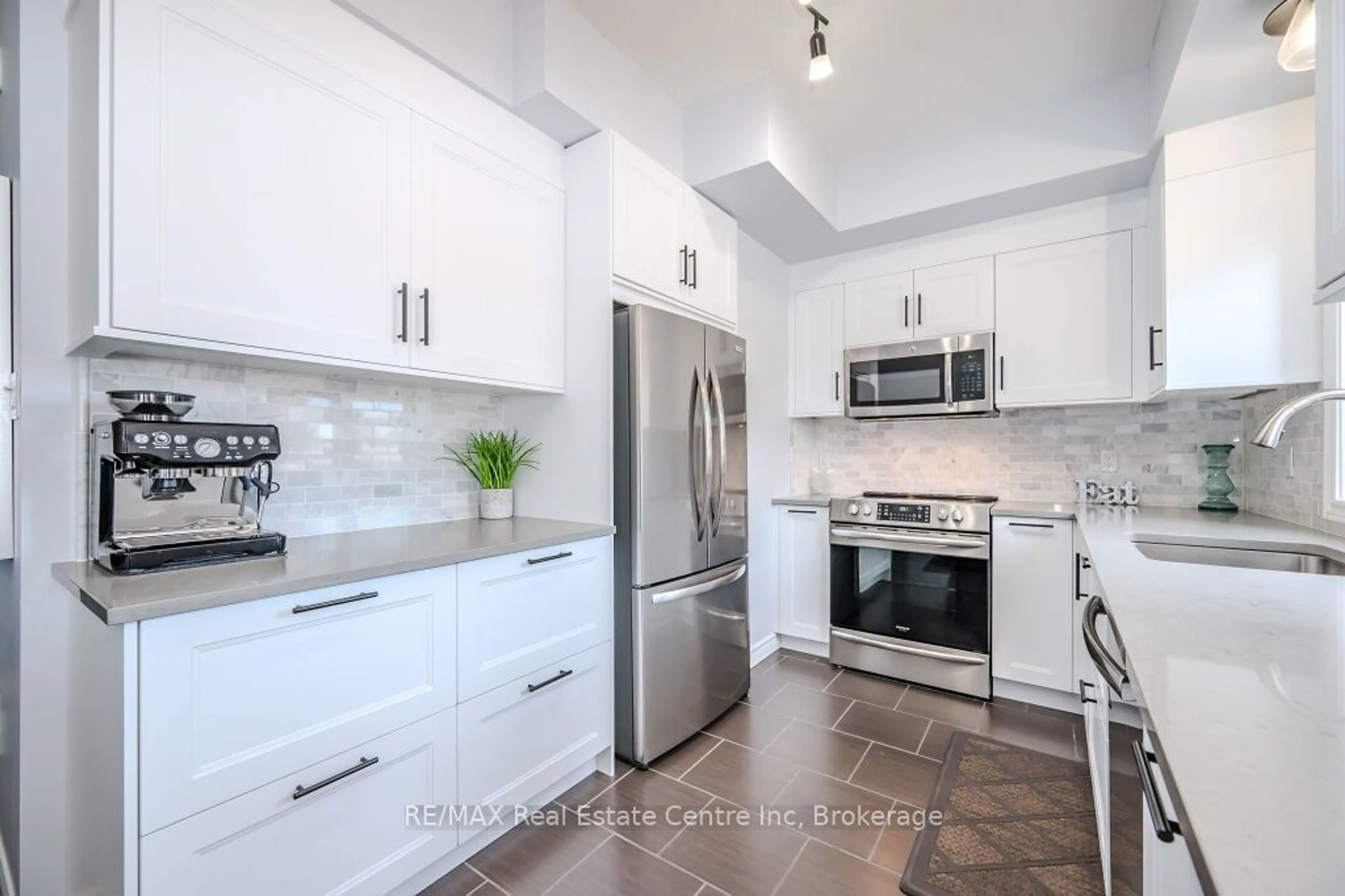 Contemporary kitchen, ceramic/tile floor for 39 Kay Cres #24, Guelph Ontario N1L 0N5