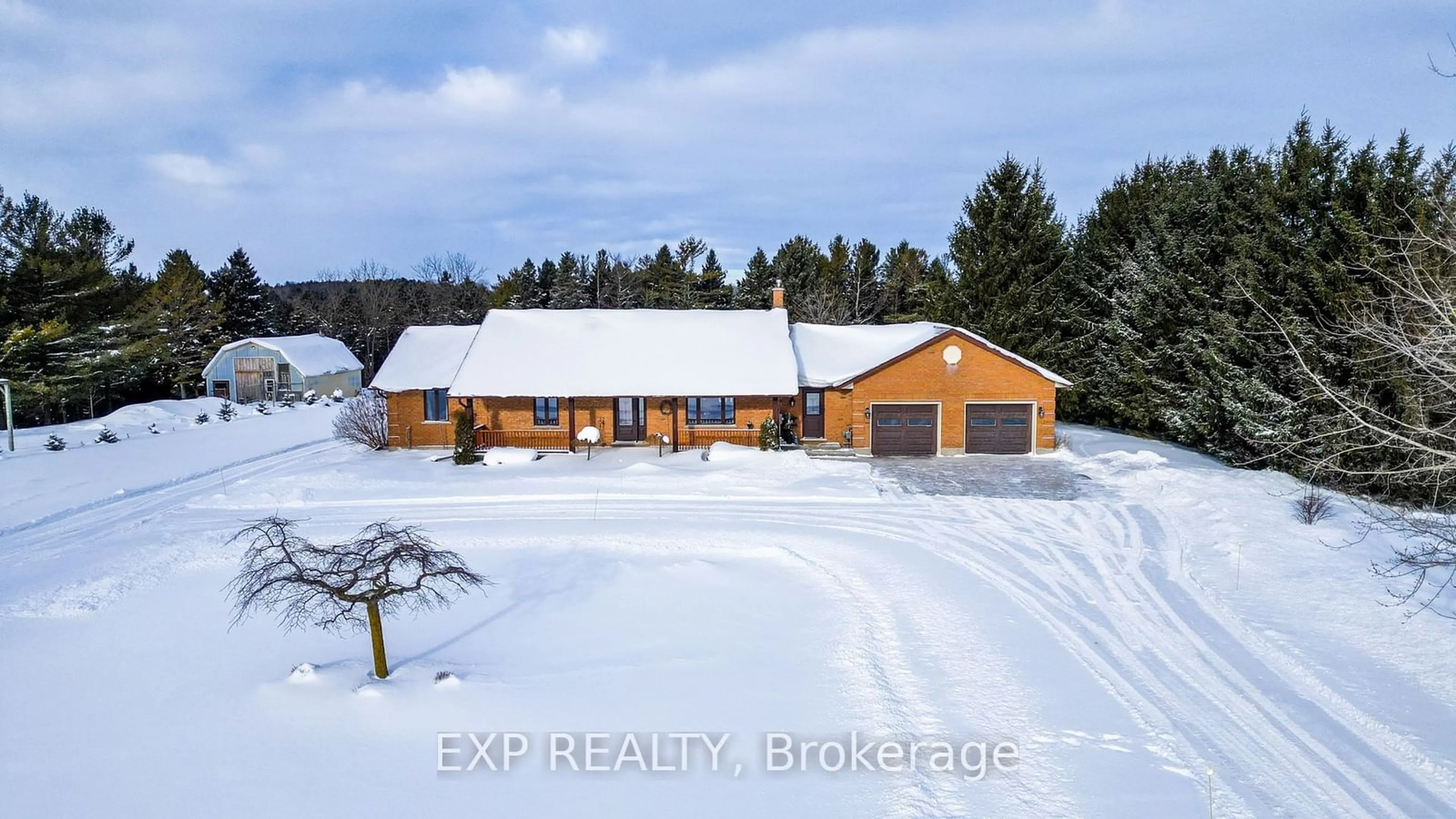 A pic from outside/outdoor area/front of a property/back of a property/a pic from drone, building for 7134 Wellington Rd 11, Mapleton Ontario N0G 1P0