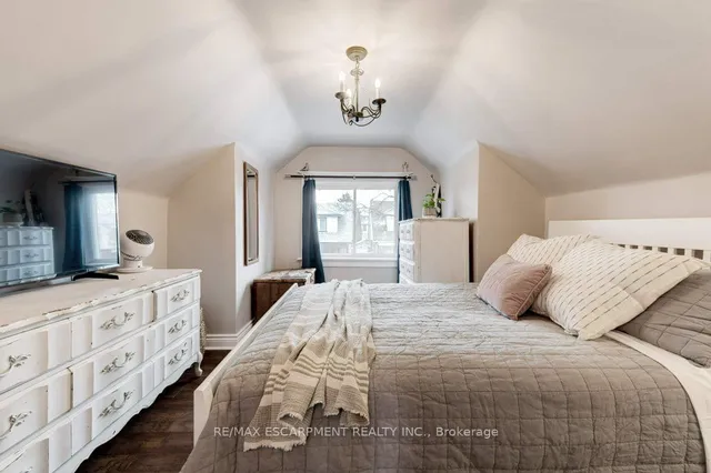 Additional property image - 64 Graham Ave