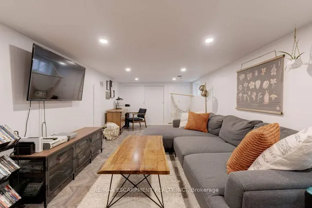 Additional property image - 64 Graham Ave