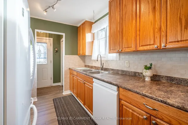Additional property image - 58 Lambert St