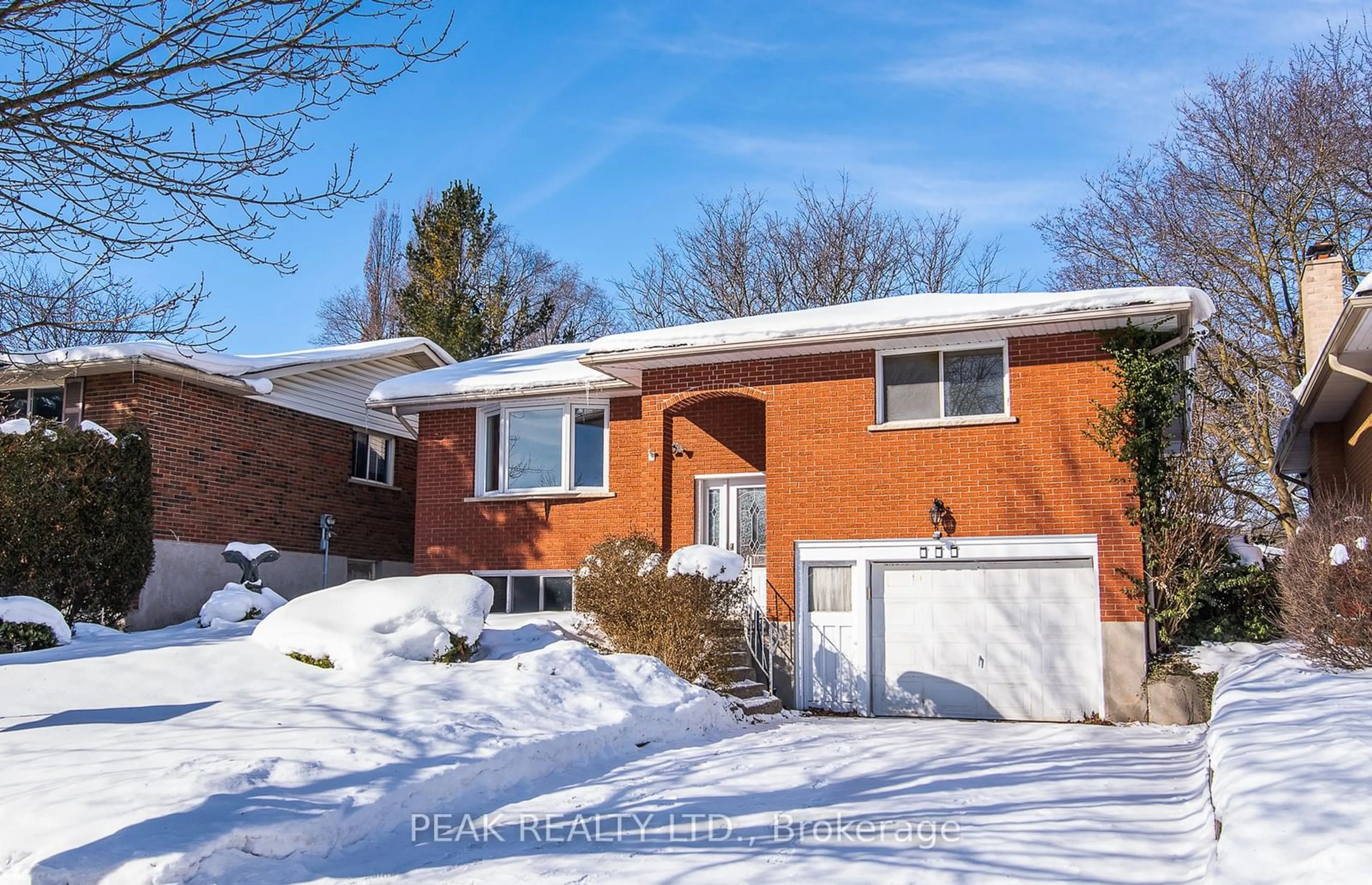 Home with brick exterior material, street for 641 Highpoint Ave, Waterloo Ontario N2L 4Z3