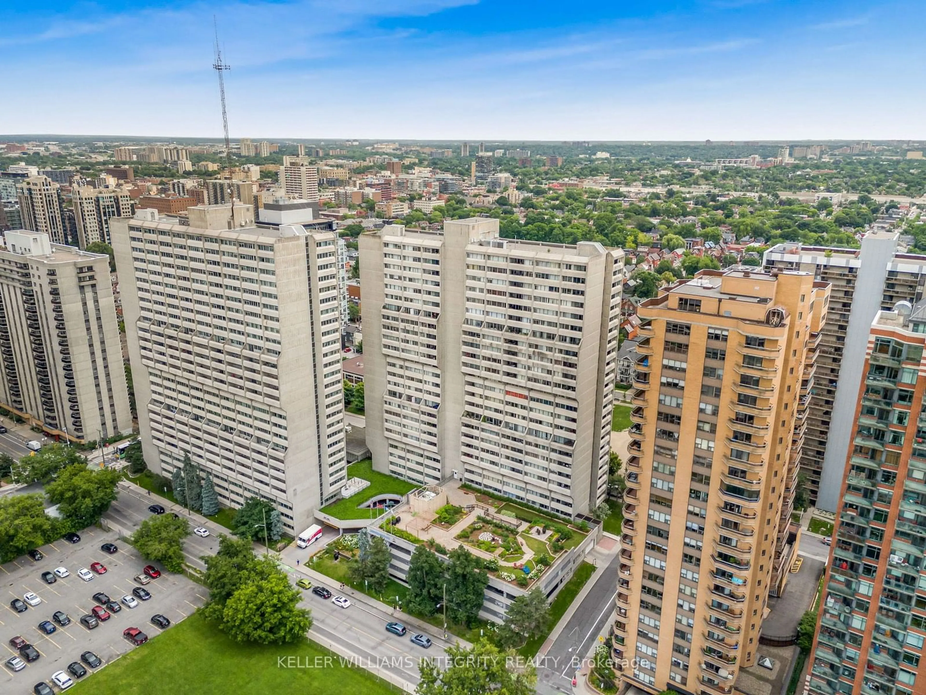 A pic from outside/outdoor area/front of a property/back of a property/a pic from drone, city buildings view from balcony for 530 Laurier Ave #2304, Ottawa Centre Ontario K1R 7T1