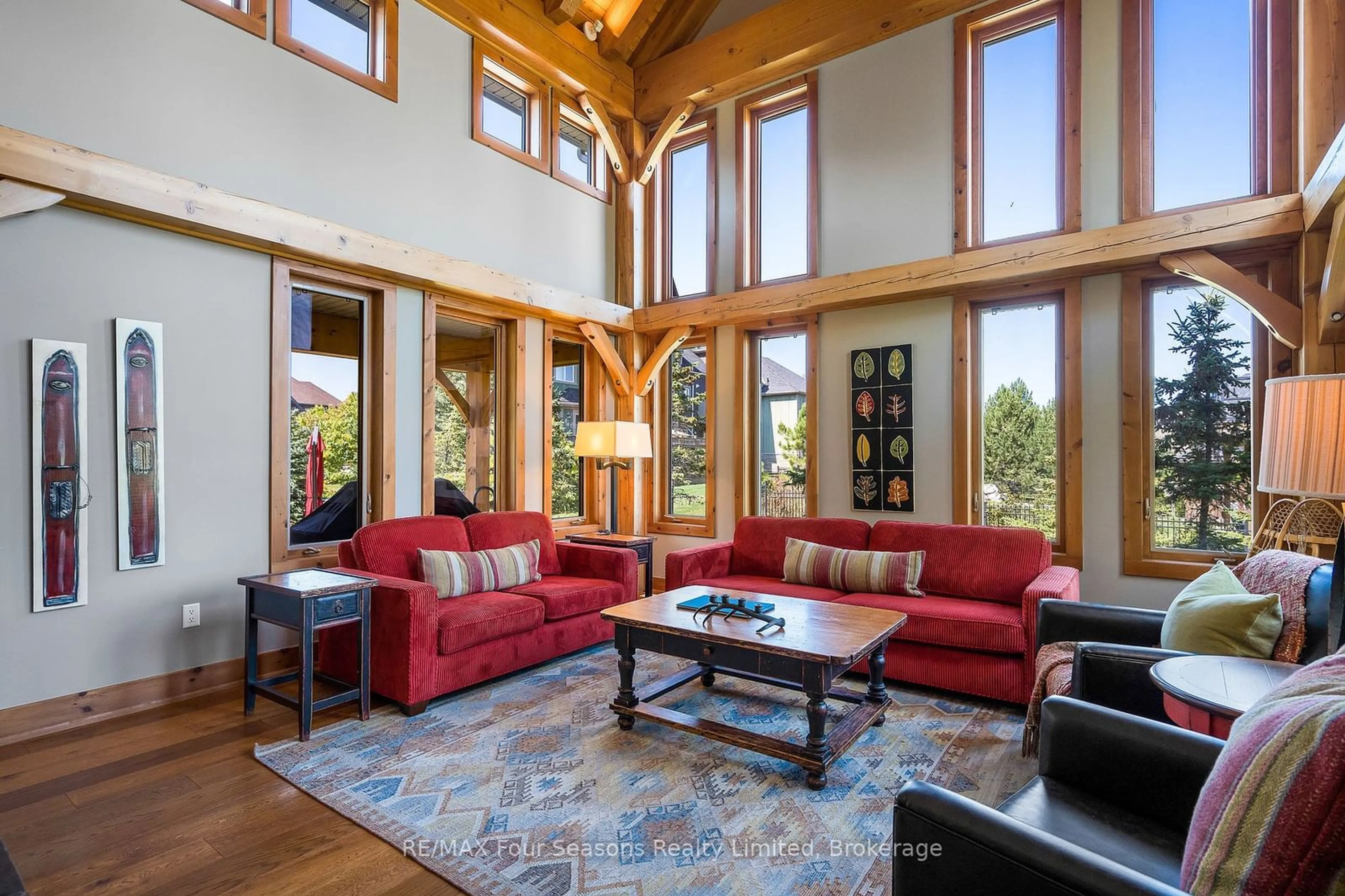 Living room with furniture, unknown for 106 Manitou Crt, Blue Mountains Ontario L9Y 0B6